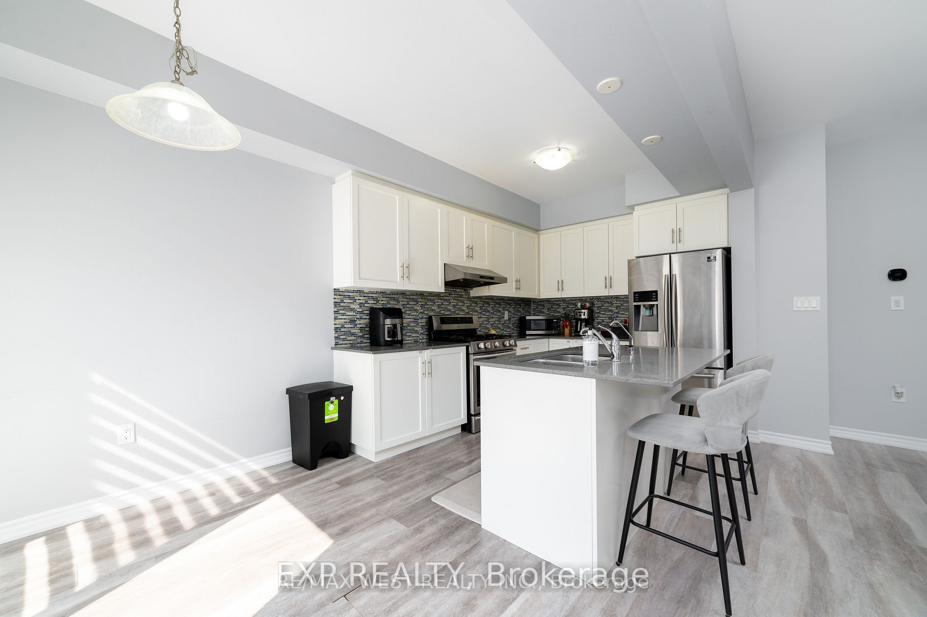 324 Equestrian Way 44 (Main), Cambridge, ON N3E 0E2 photo 5