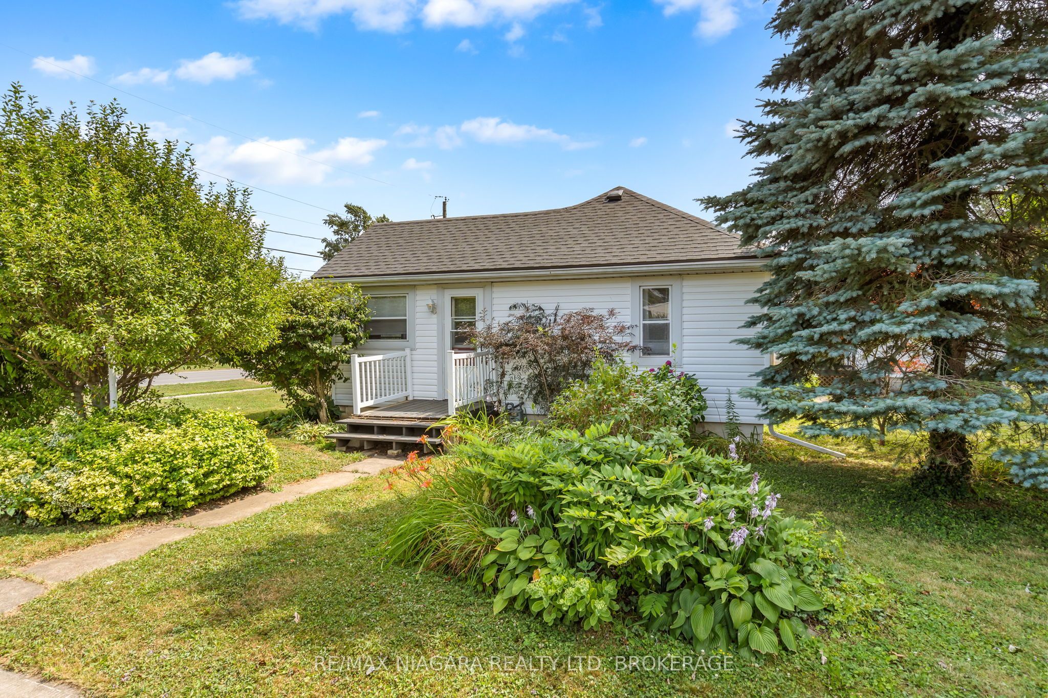 333 Ridge Road S, Fort Erie, ON L0S 1B0 photo 4