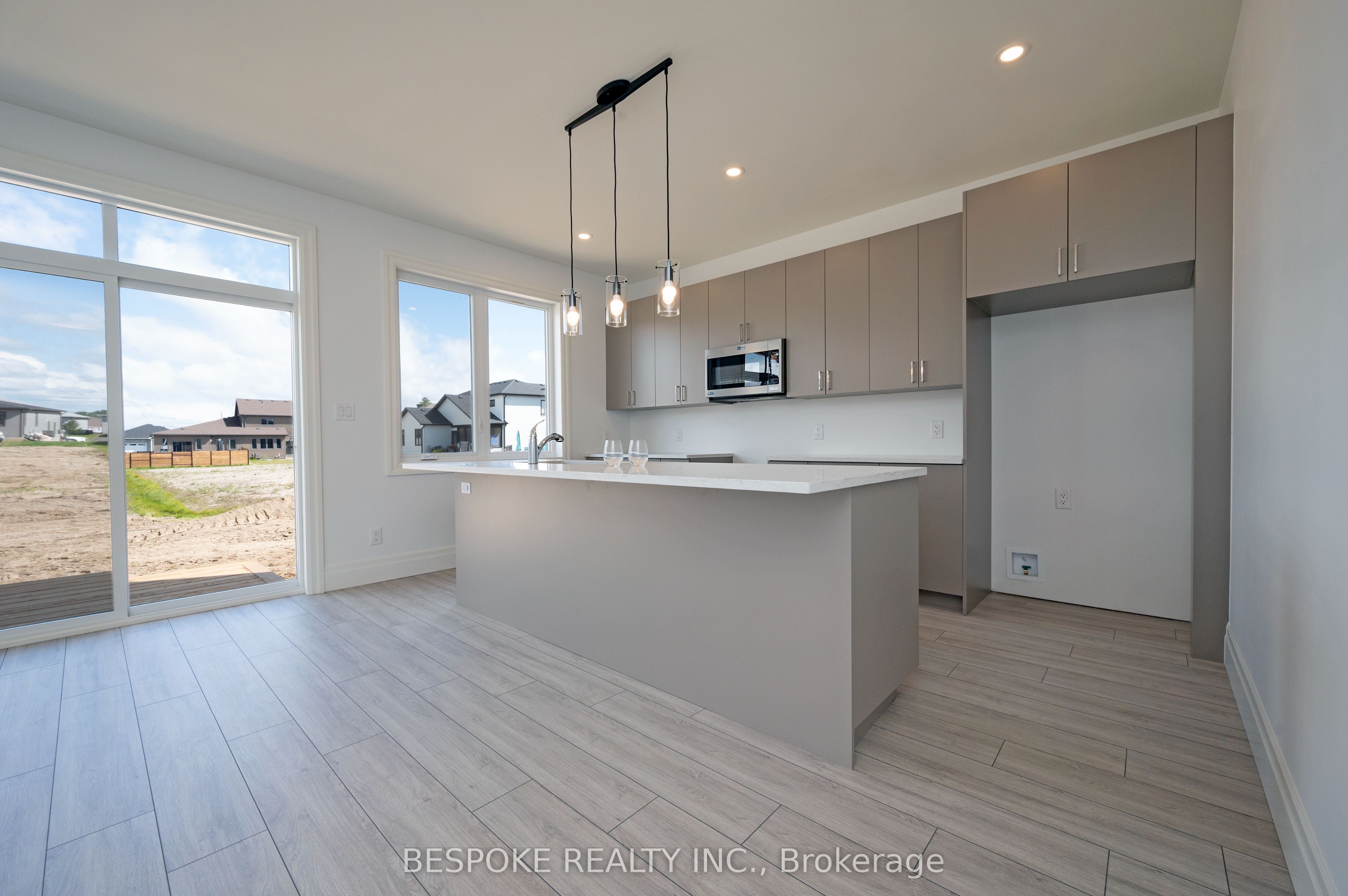 212 Beasley Crescent, Prince Edward County, ON K0K 2T0 photo 3