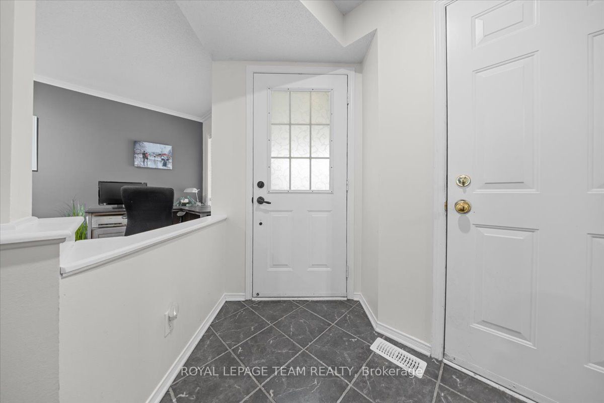 115 Fairlop Way, Barrhaven, ON K2J 5B6 photo 5