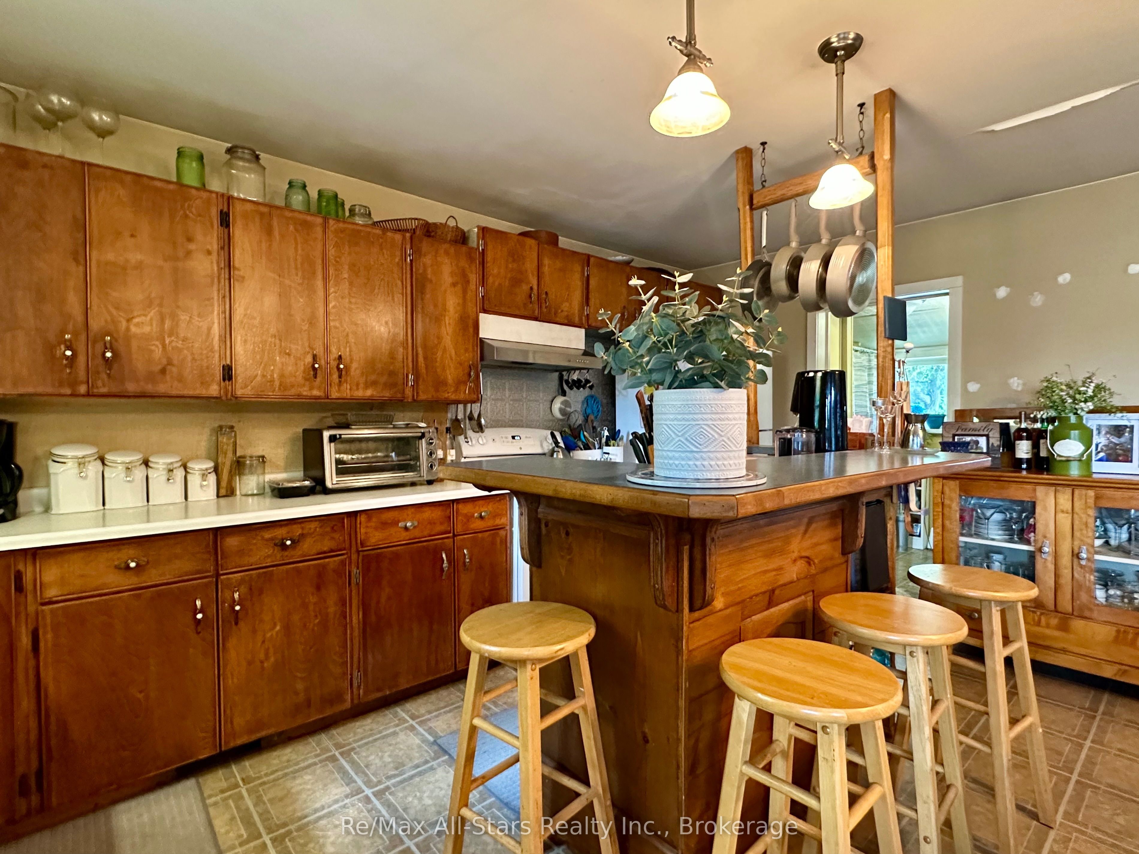 547 County Rd 36, Trent Lakes, ON K0M 1A0 photo 5
