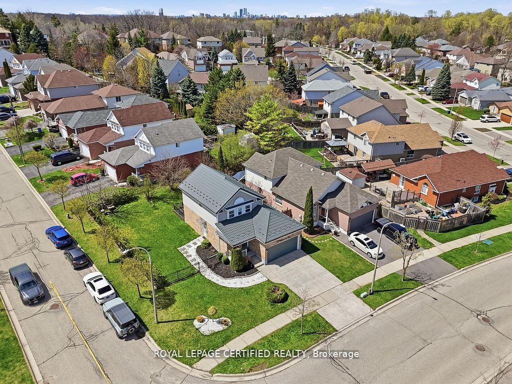 209 Briarmeadow Drive, Kitchener, ON N2A 4C5 photo 4