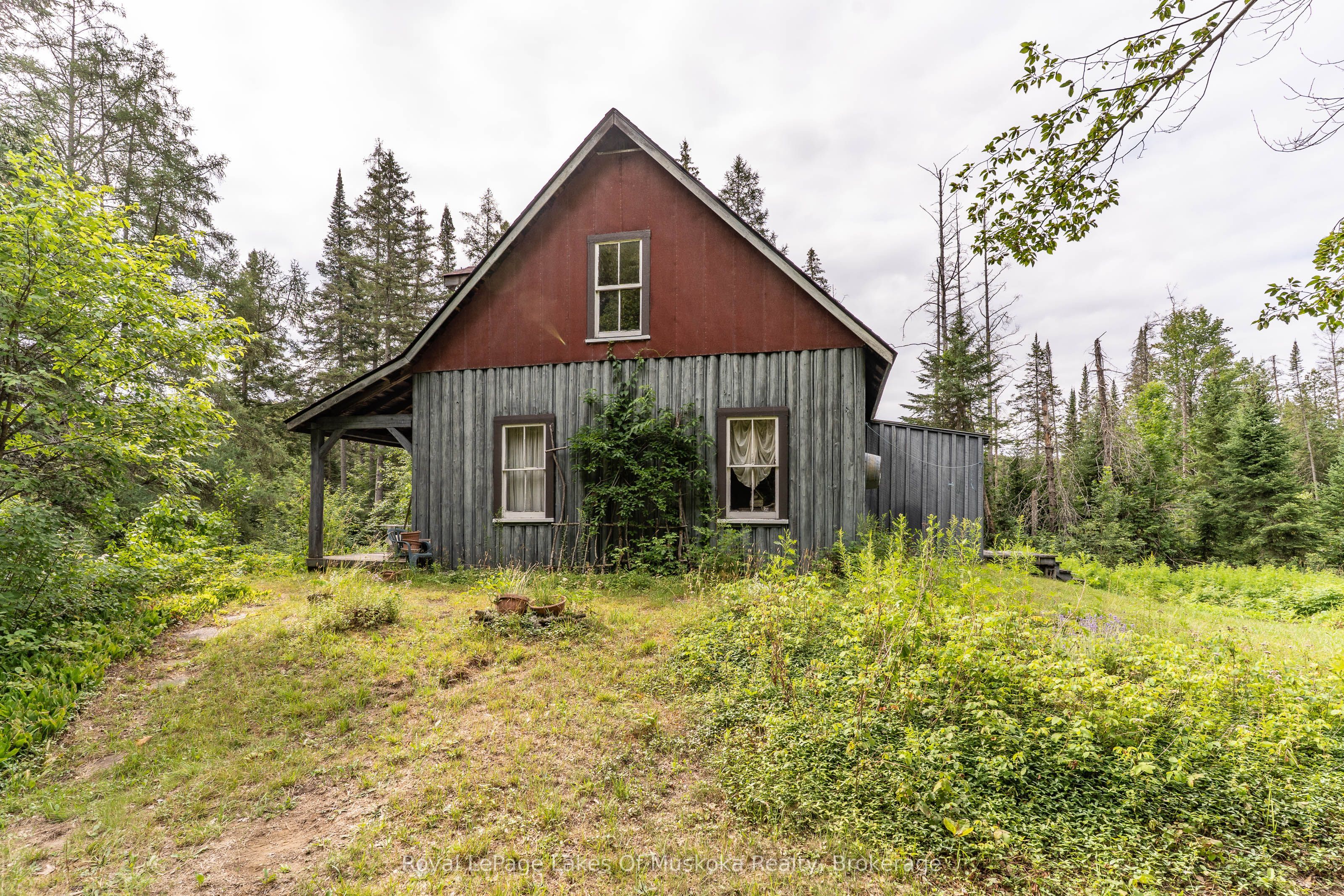 1099 Wolfkin Lake Road, Lake of Bays, ON P0B 1A0 photo 4