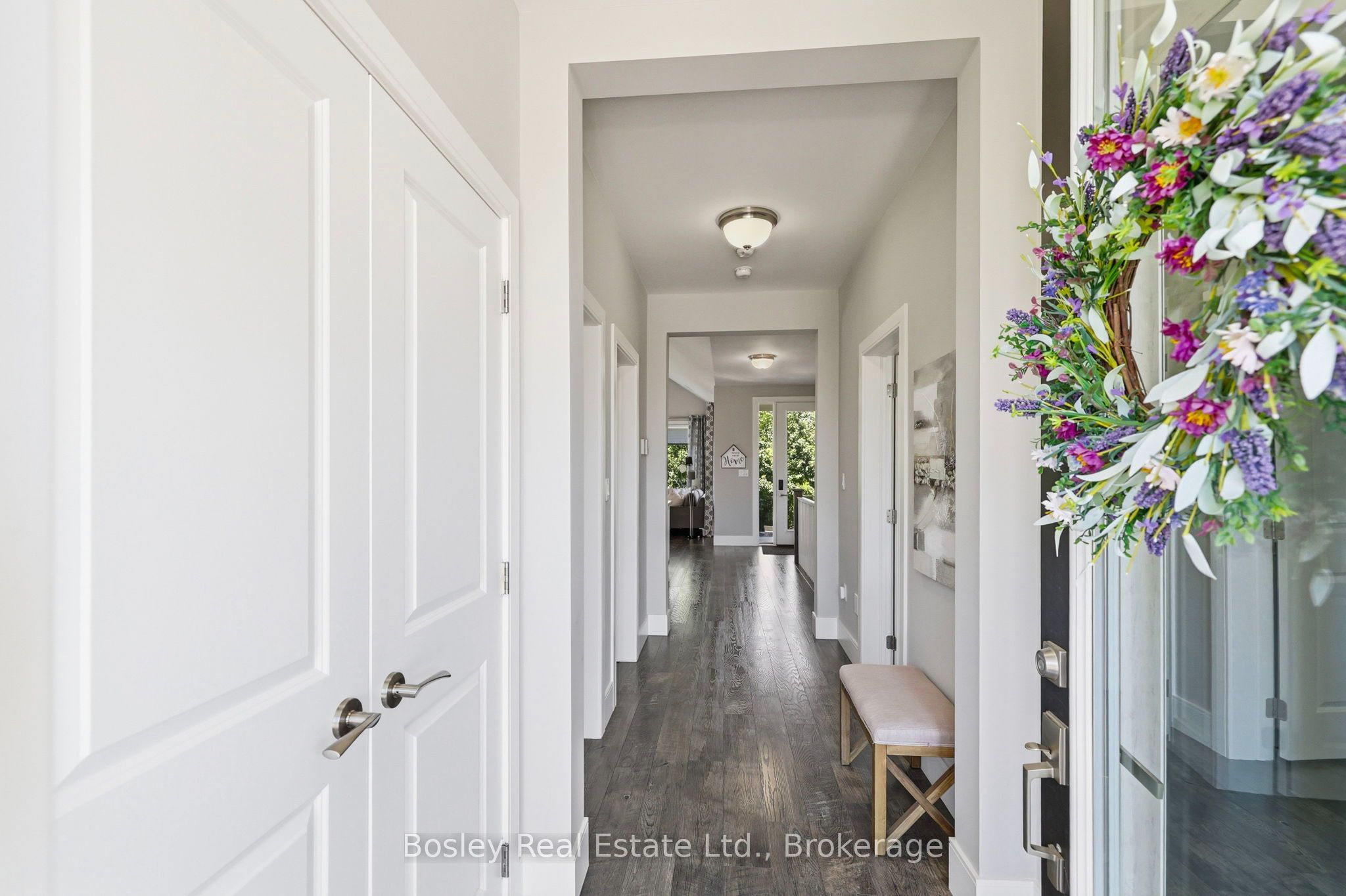 104 Snow Apple Crescent, Blue Mountains, ON L9Y 0R4 photo 4