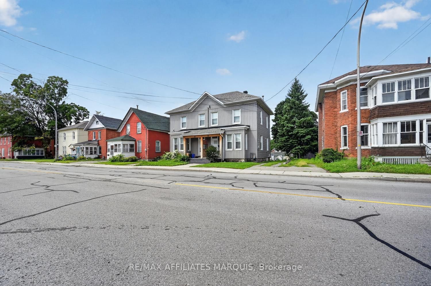 88 Brockville Street, Smiths Falls, ON K7A 3Y2 photo 2