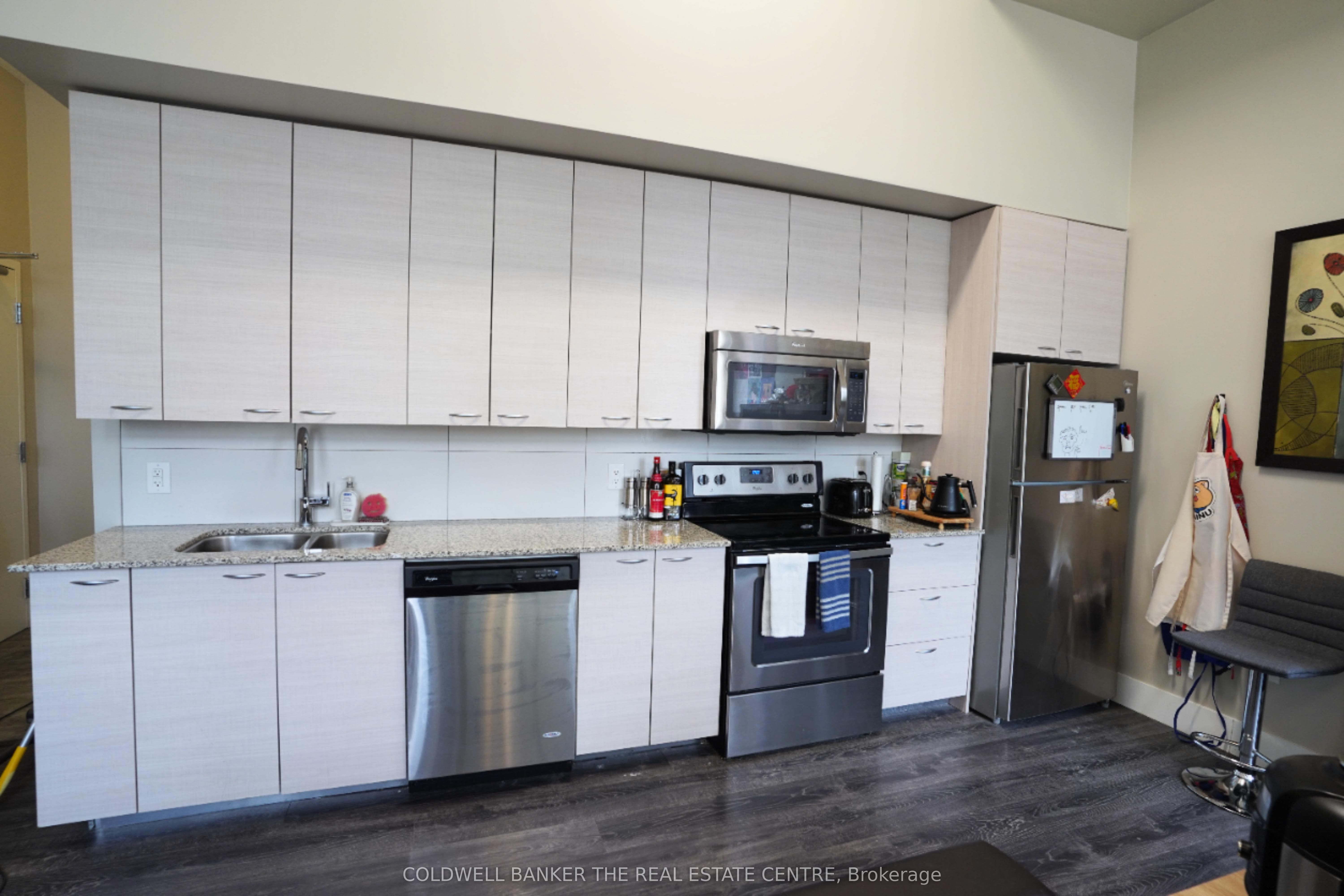 253 Albert Street 113, Waterloo, ON N2L 3T7 photo 3
