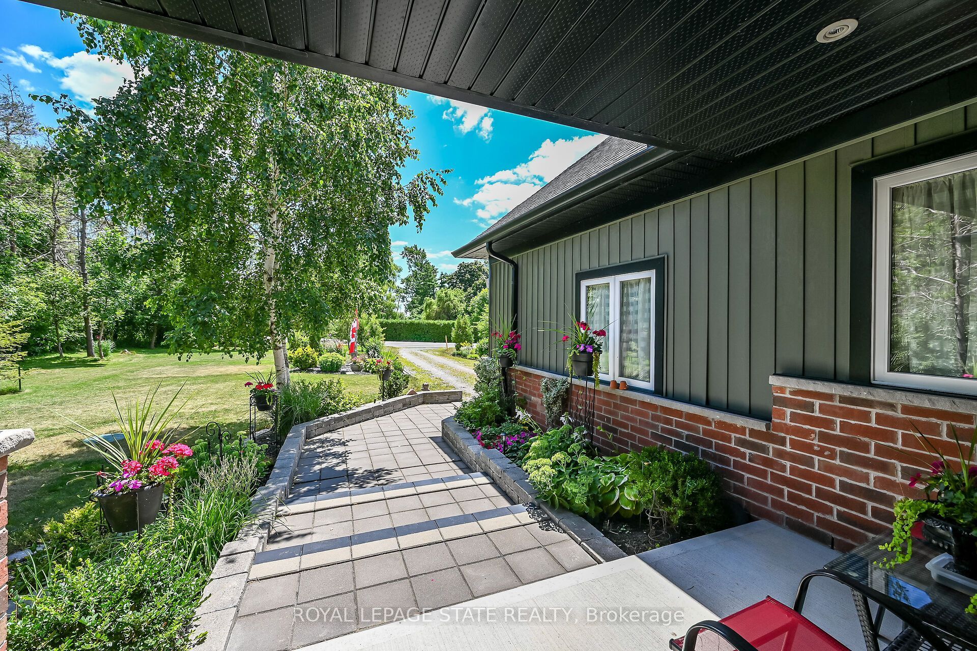 741 South Coast Drive, Haldimand, ON N0A 1L0 photo 3
