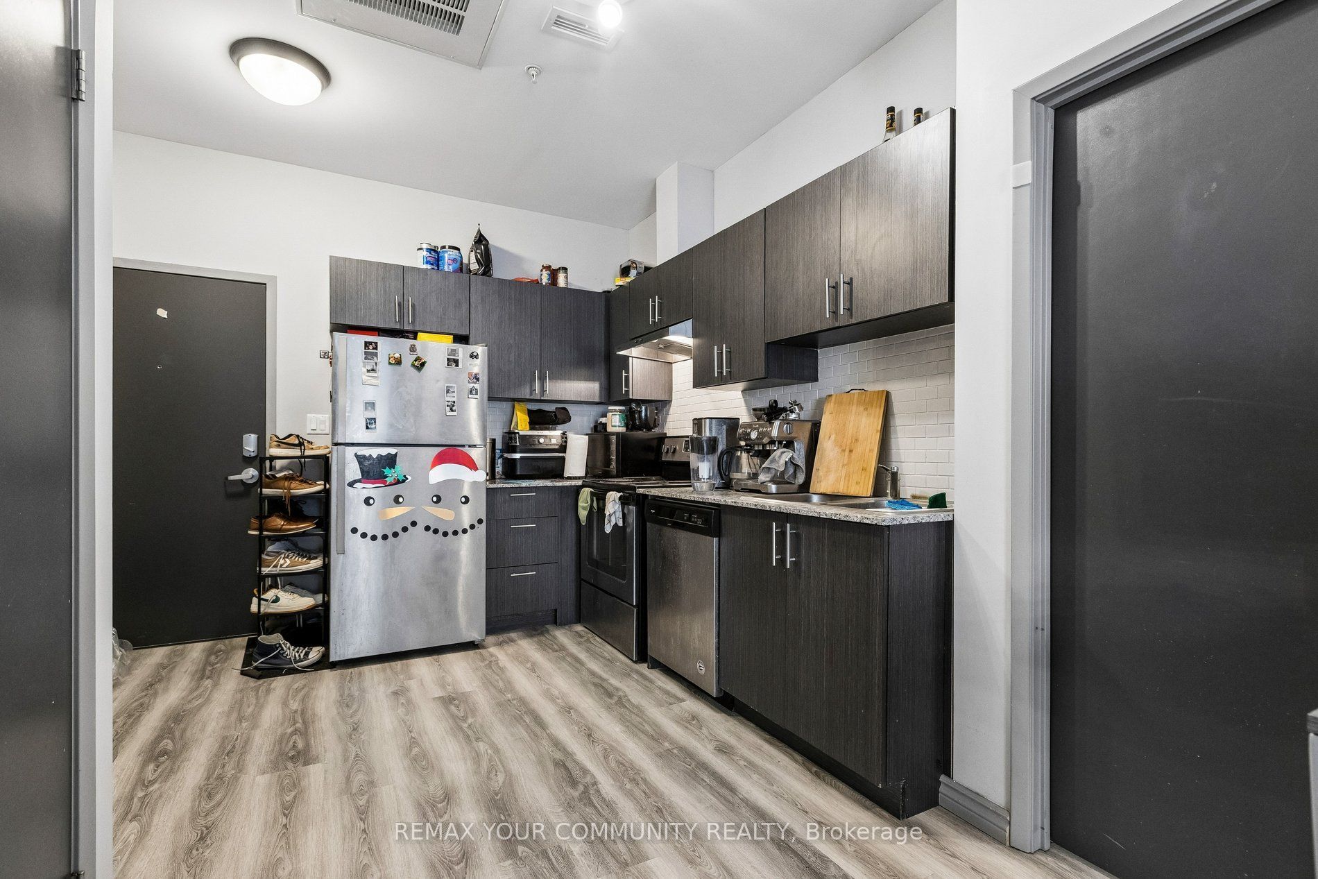 275 Larch Street F115, Waterloo, ON N2L 3R2 photo 2