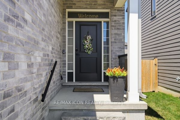 3053 Heardcreek Trail, London North, ON N6G 2S7 photo 2