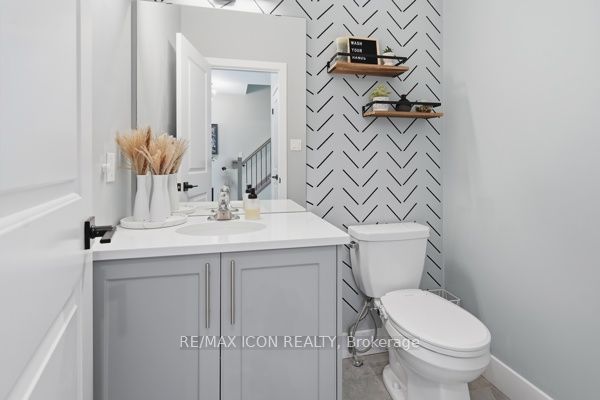 3053 Heardcreek Trail, London North, ON N6G 2S7 photo 4