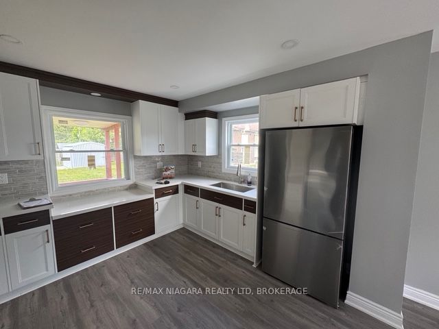 2505 Stevensville Road, Fort Erie, ON L0S 1S0 photo 5