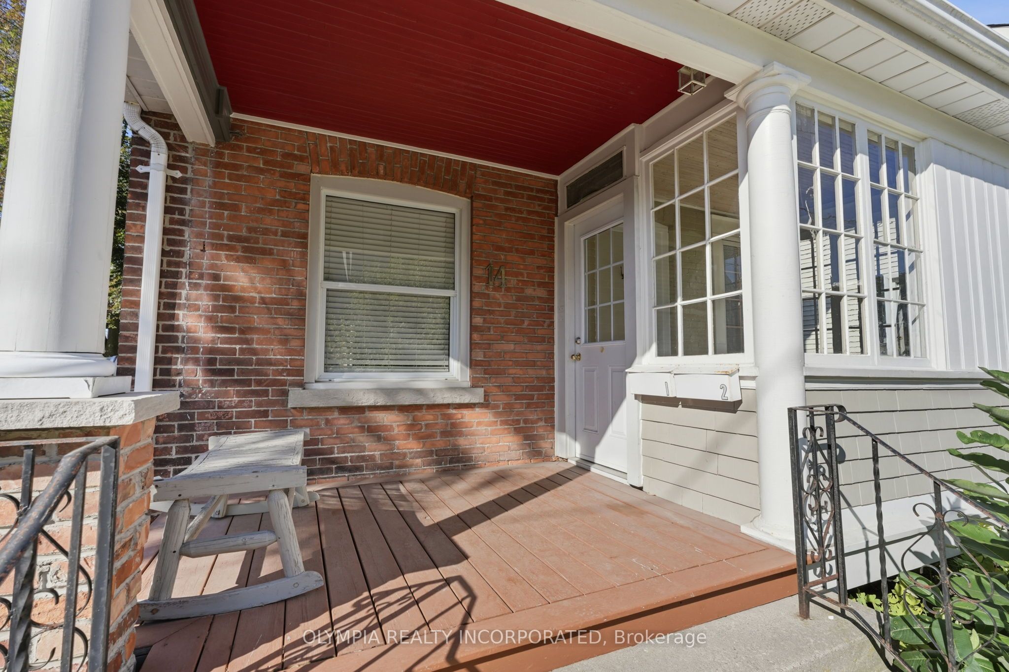 14 Bond Street, St. Catharines, ON L2R 4Z2 photo 3