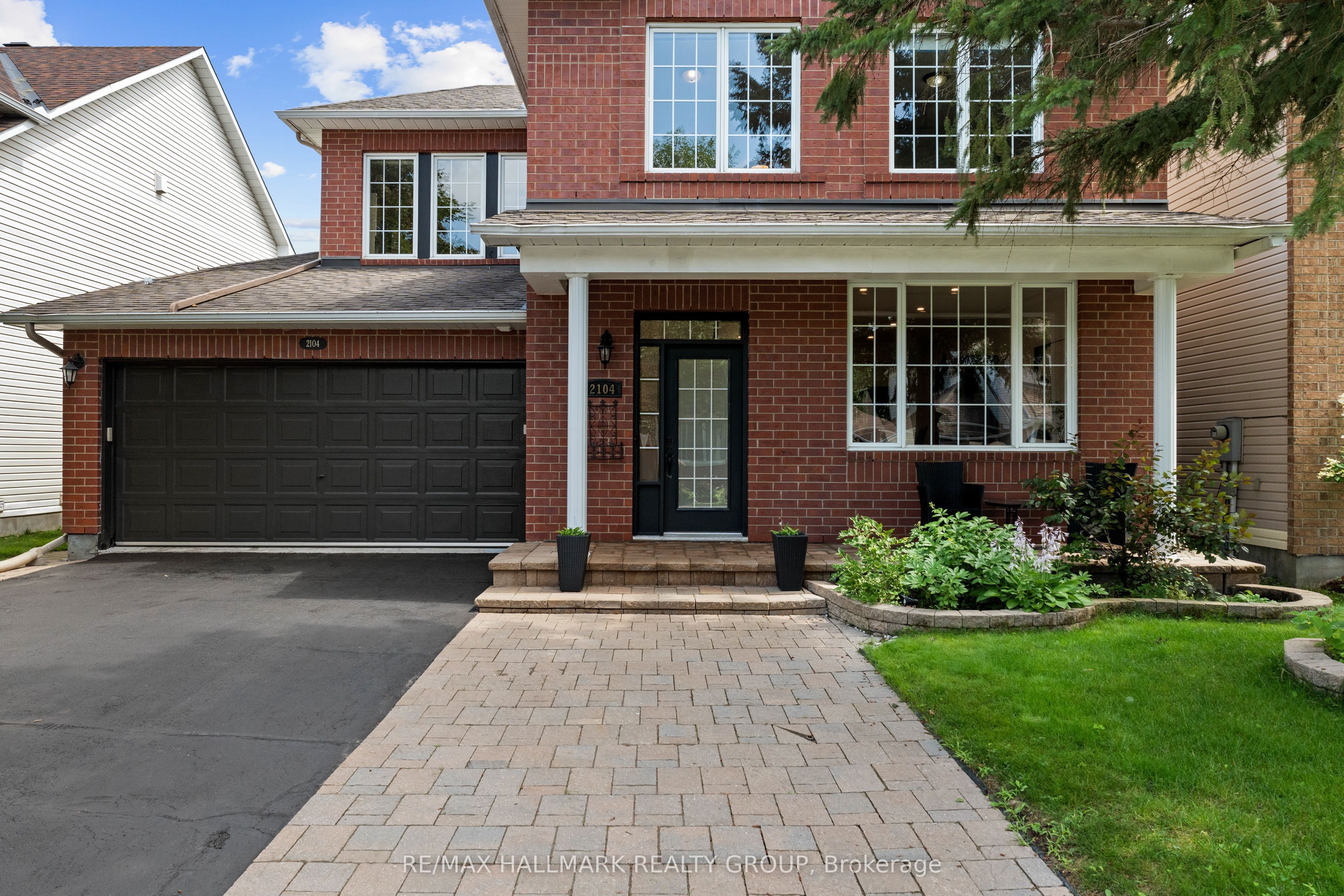 2104 Sandy Oaks Drive, Orleans - Convent Glen and Area, ON K1W 1H5 photo 4