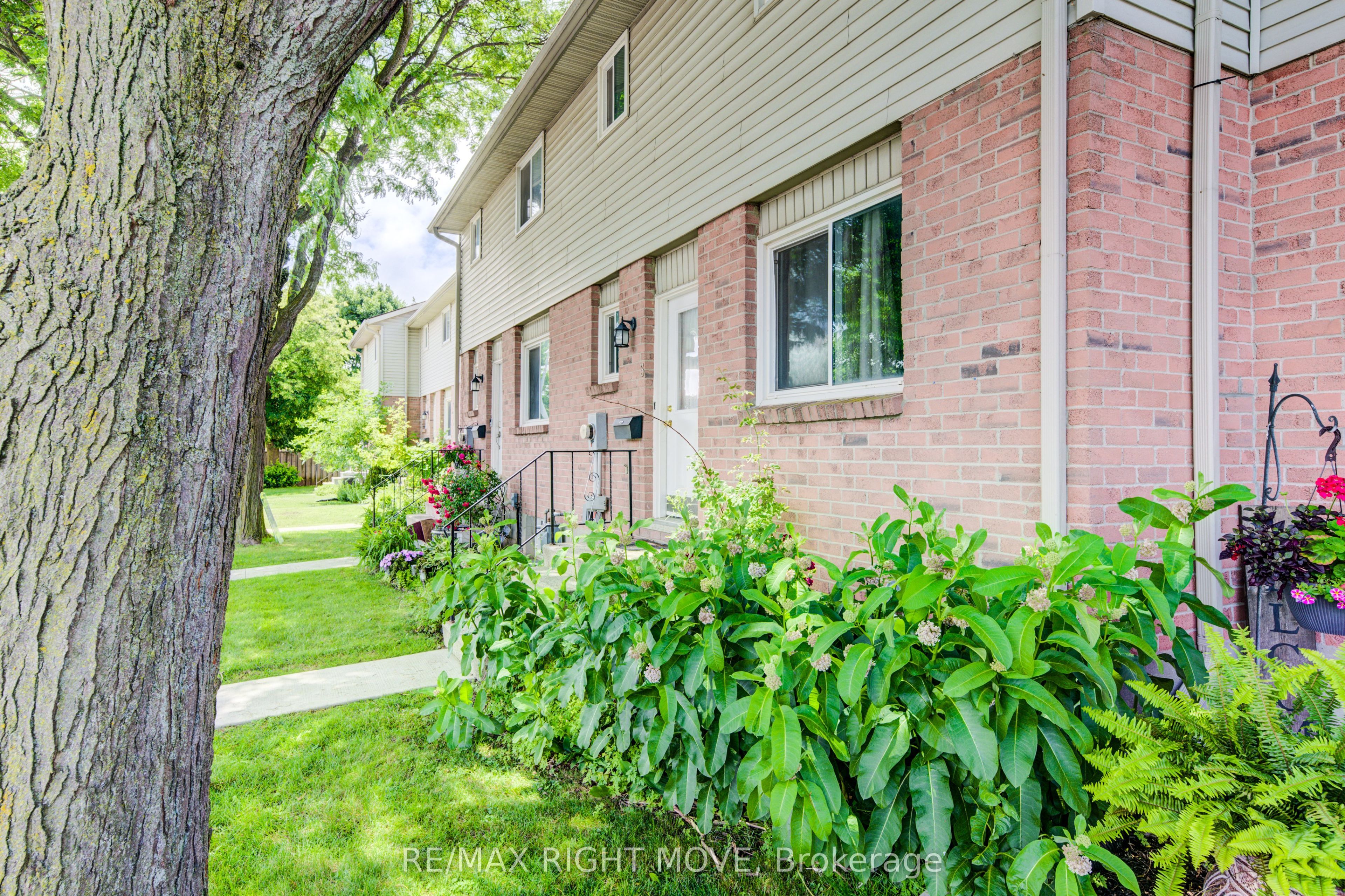 486 Springbank Avenue N 3, Woodstock, ON N4T 1K8 photo 2
