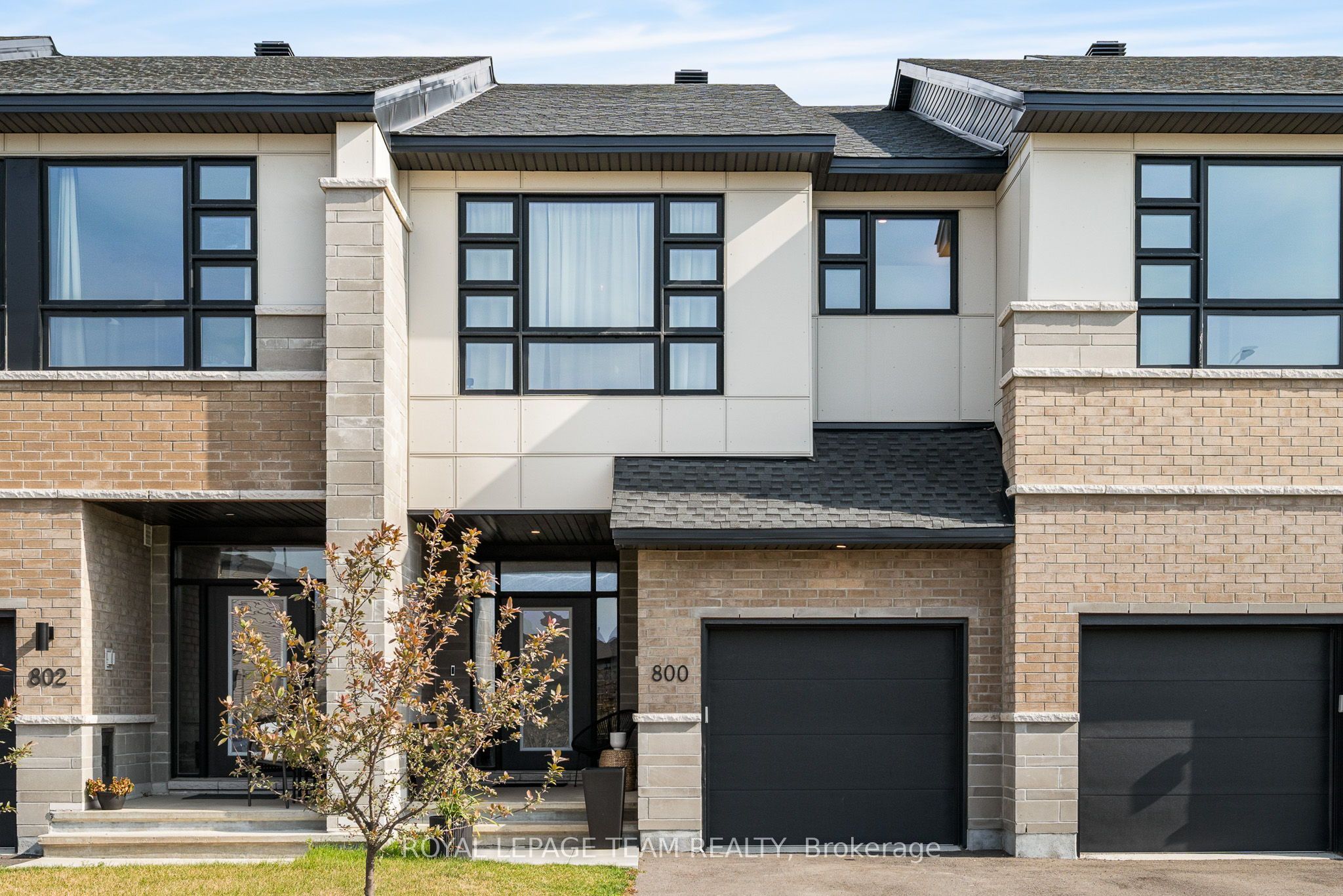 800 Solarium Avenue, Blossom Park - Airport and Area, ON K4M 0R6