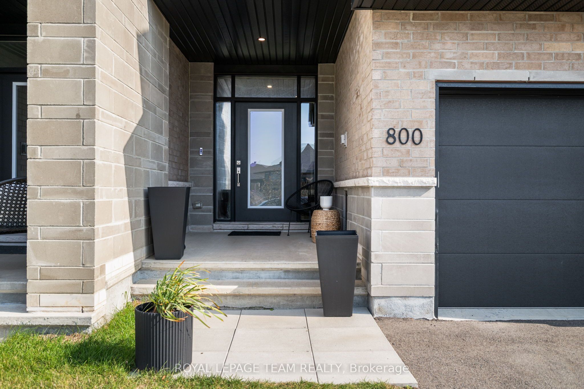 800 Solarium Avenue, Blossom Park - Airport and Area, ON K4M 0R6 photo 2