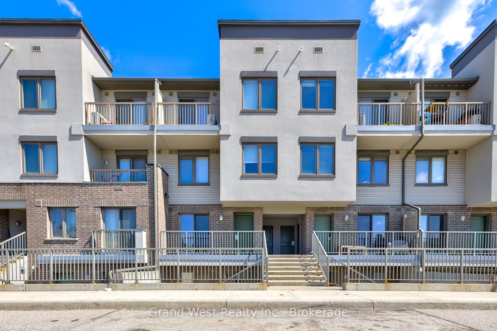 350 Fisher Mills Road 28, Cambridge, ON N3C 4N5