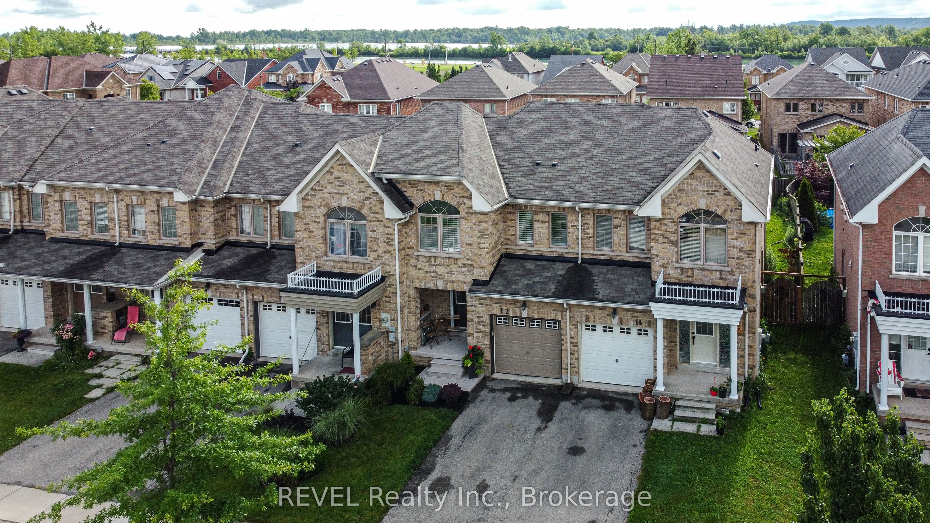 12 Colonel Lyall Street, St. Catharines, ON L2P 0B1 photo 3