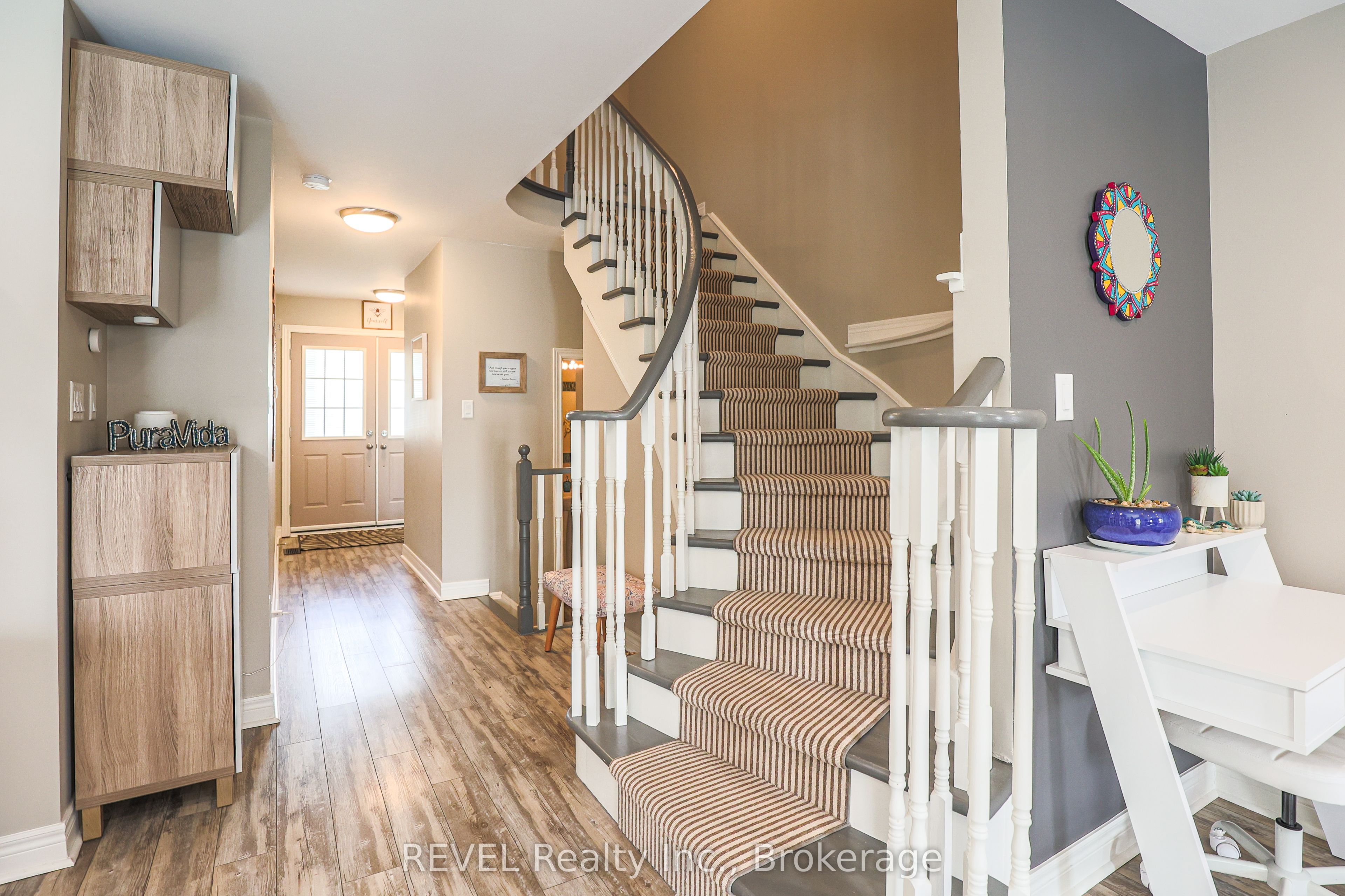 12 Colonel Lyall Street, St. Catharines, ON L2P 0B1 photo 4
