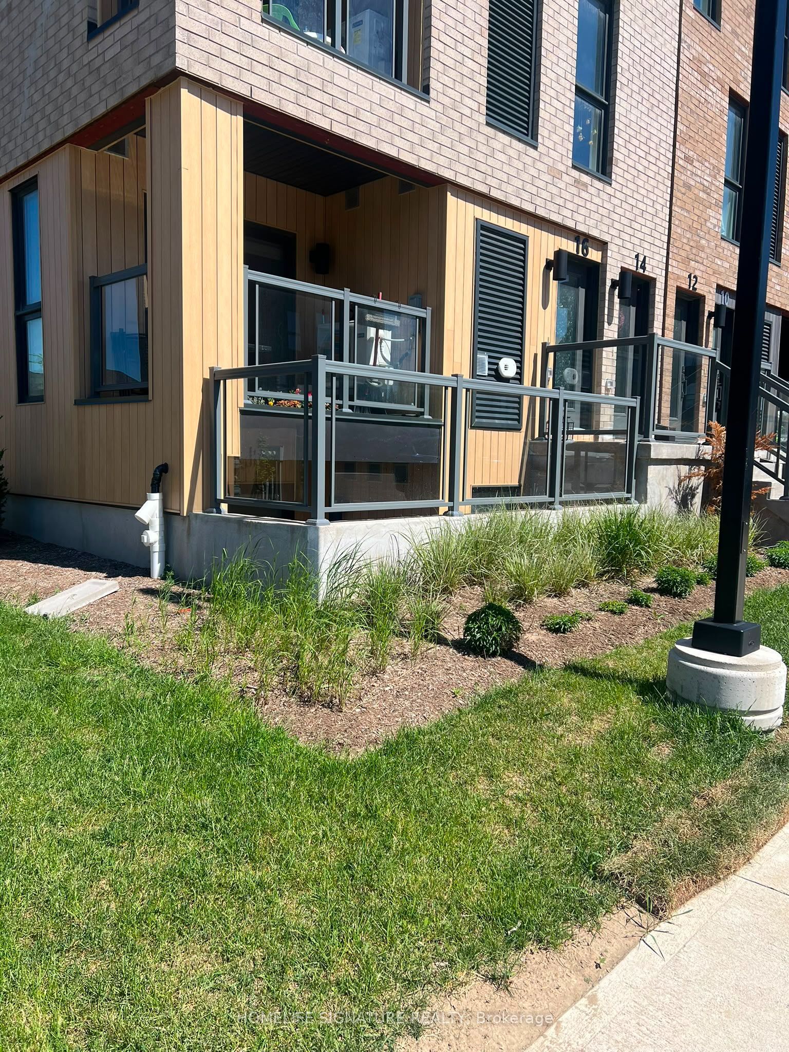 16 URBANE Boulevard, Kitchener, ON N2E 0J4 photo 5