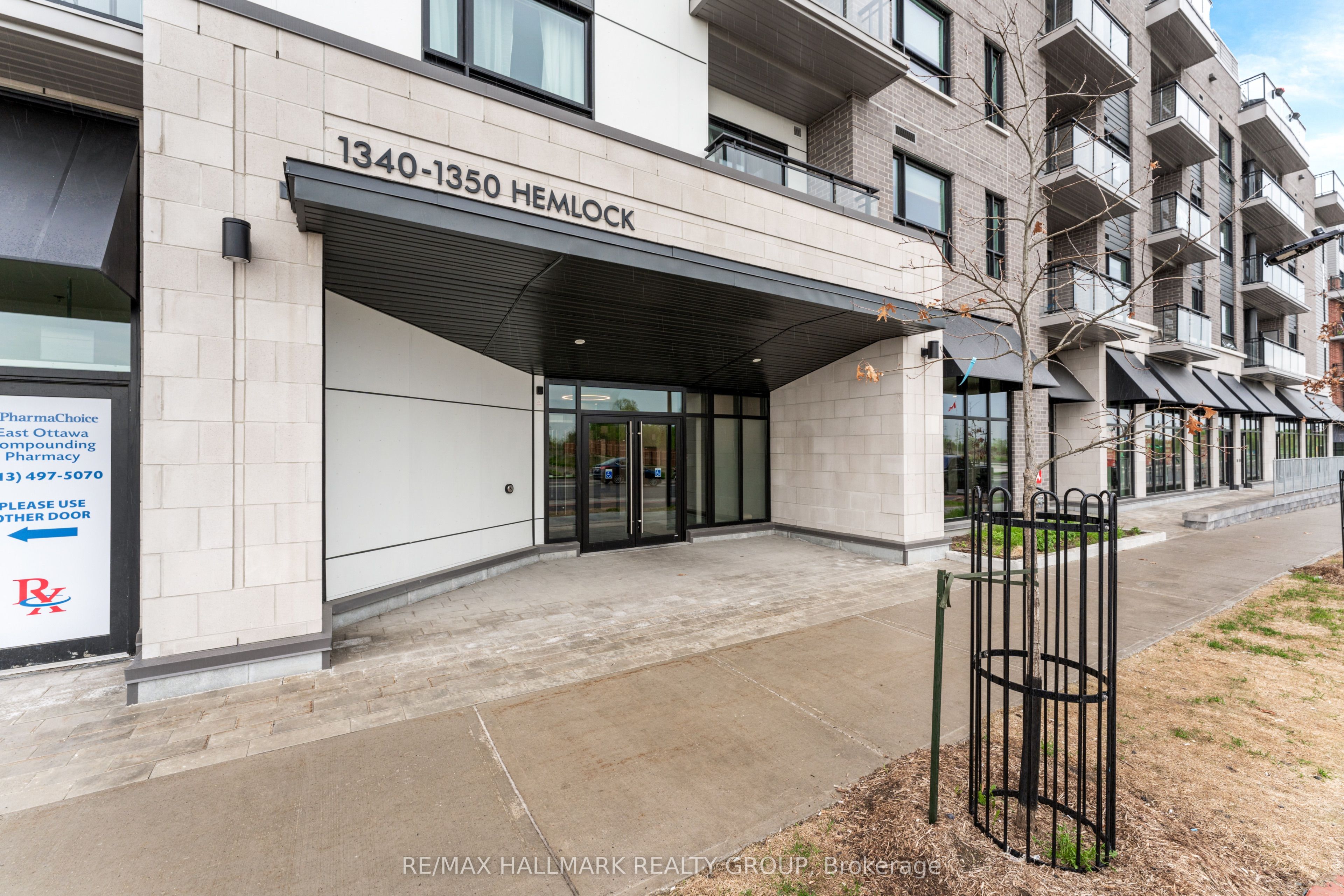 1350 Hemlock Road 411, Manor Park - Cardinal Glen and Area, ON K1K 5C2 photo 2