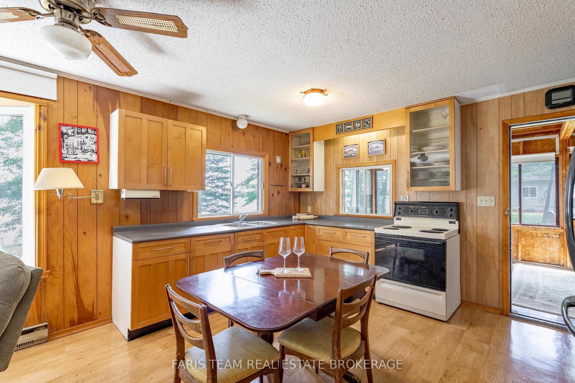 98 McLeish Drive, Kawartha Lakes, ON L0K 1W0 photo 3