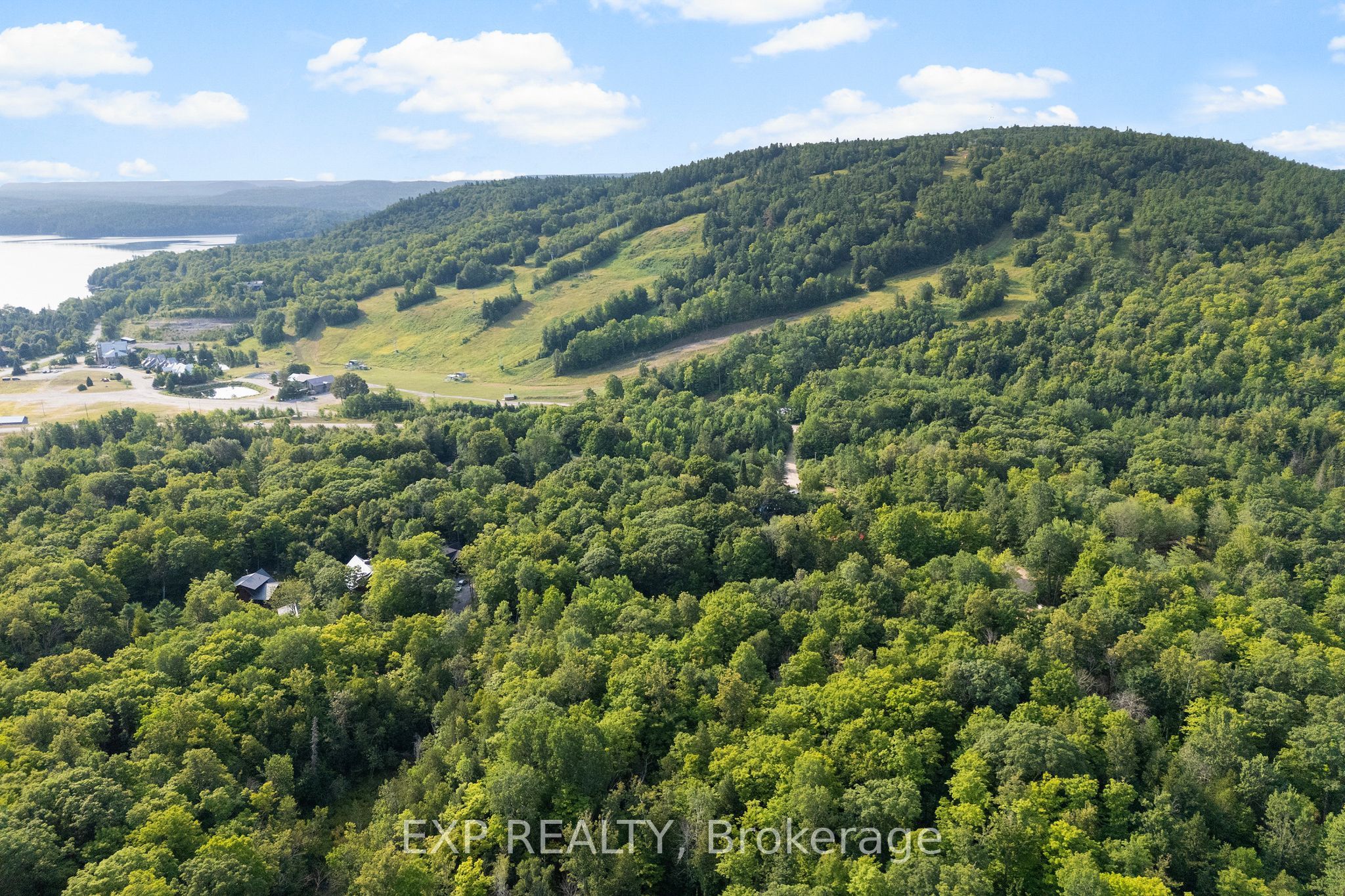 001 Crestview Drive, Greater Madawaska, ON K0J 1H0 photo 5