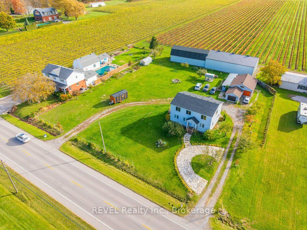 165 East West Line, Niagara-on-the-Lake, ON L0S 1J0 photo 4