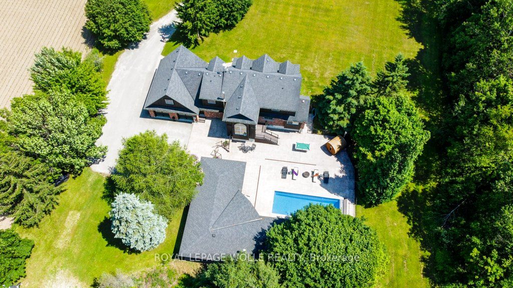 8466 Sideroad 30, Centre Wellington, ON N0B 2K0 photo 2