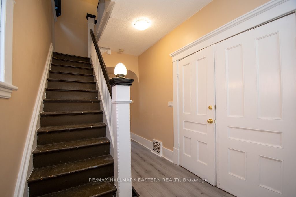466 Rubidge Street, Peterborough, ON K9H 4E5 photo 4