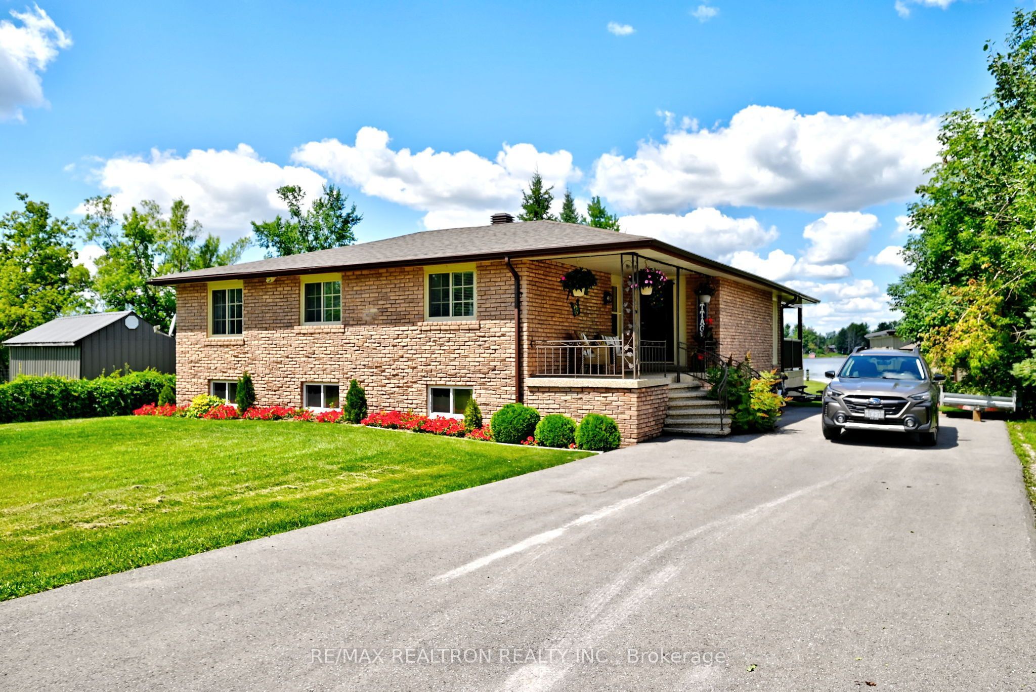 53 Robinson Avenue, Kawartha Lakes, ON K0M 2B0 photo 2
