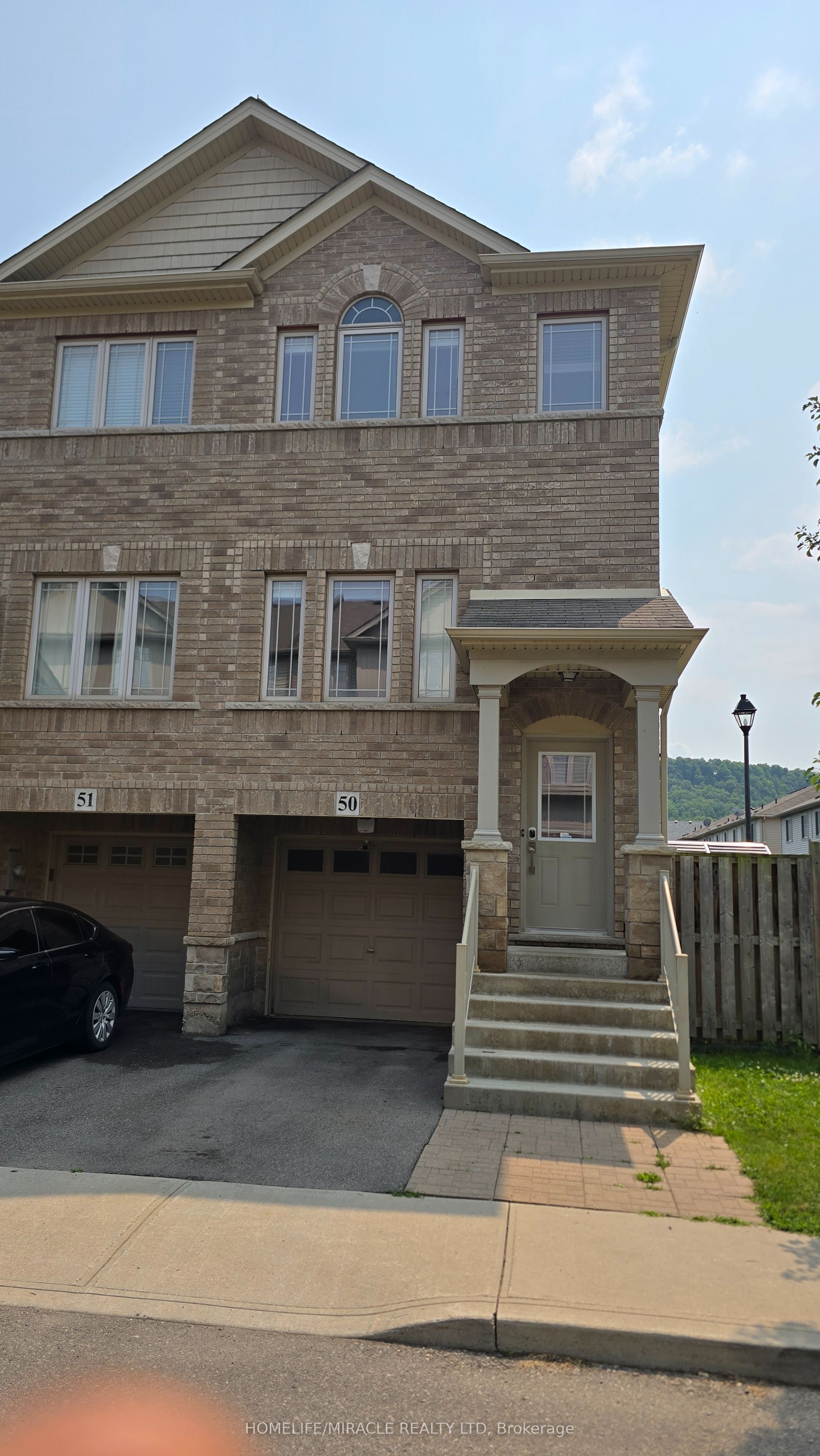 6 CHESTNUT Drive #50, Grimsby, ON L3M 0C4