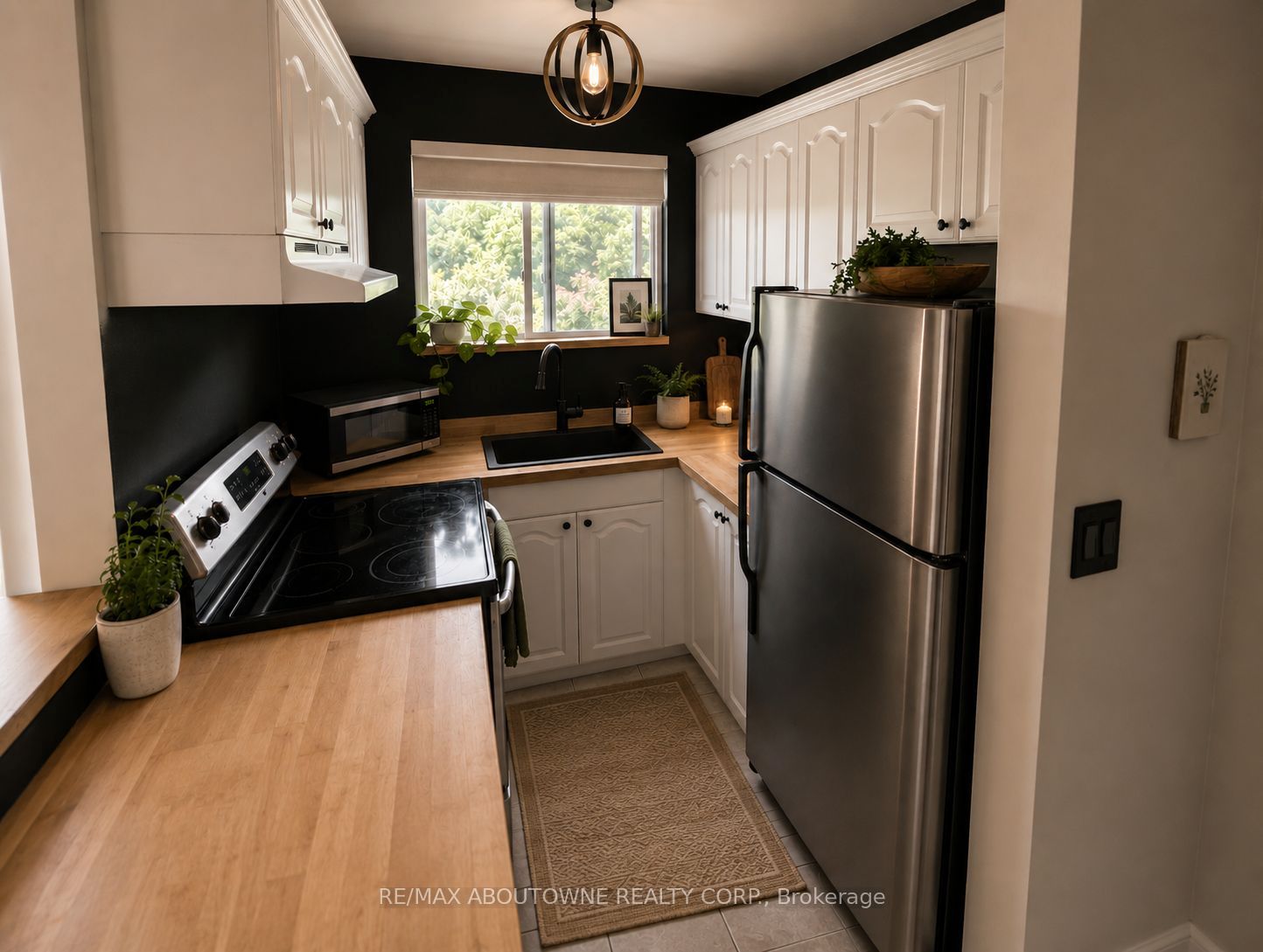 2373 King Street E 51, Hamilton, ON L8K 1X9 photo 4