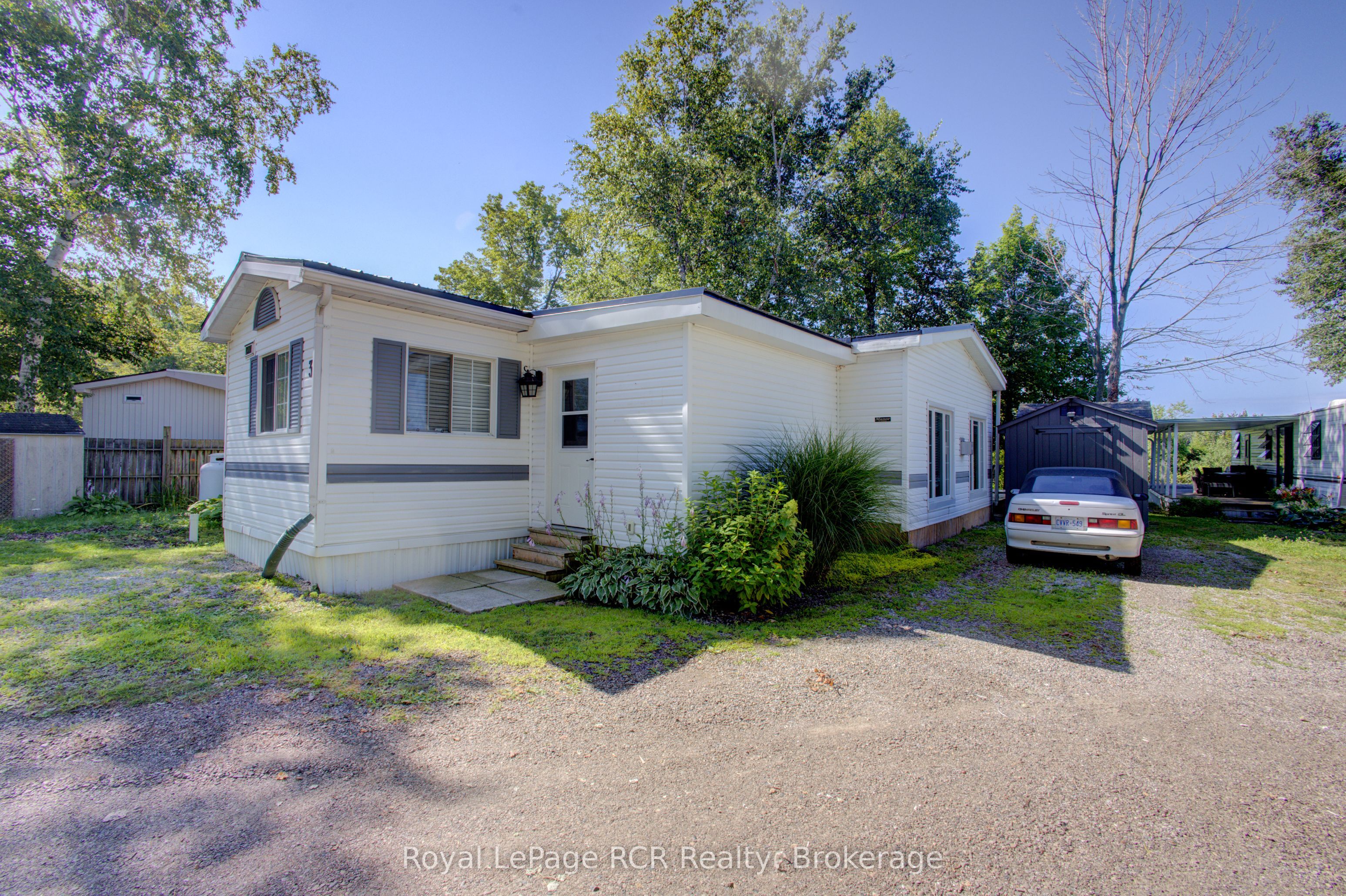 79681 Bluewater Highway 21 3 Maple St, Central Huron, ON N7A 3X8 photo 3