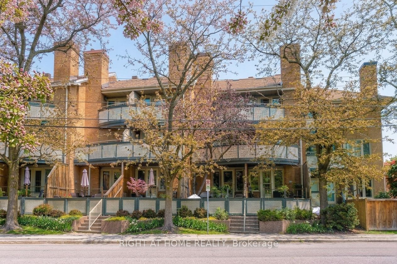 2 Columbus Avenue 6, Overbrook - Castleheights and Area, ON K1K 1R3