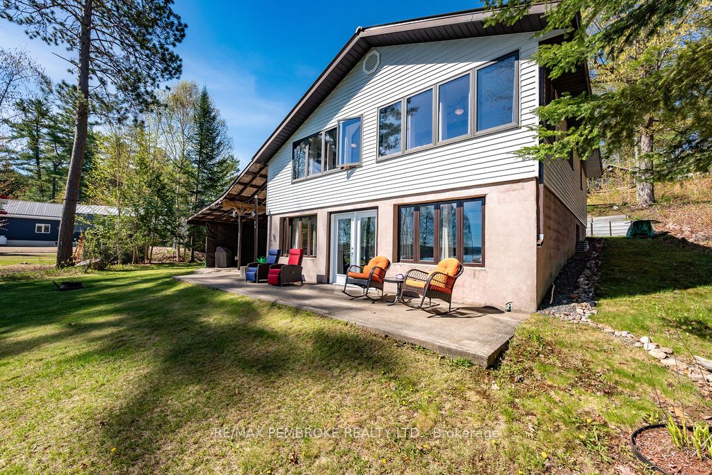 634 Goldfinch Way, Head, Clara and Maria, ON K0J 2K0 photo 2