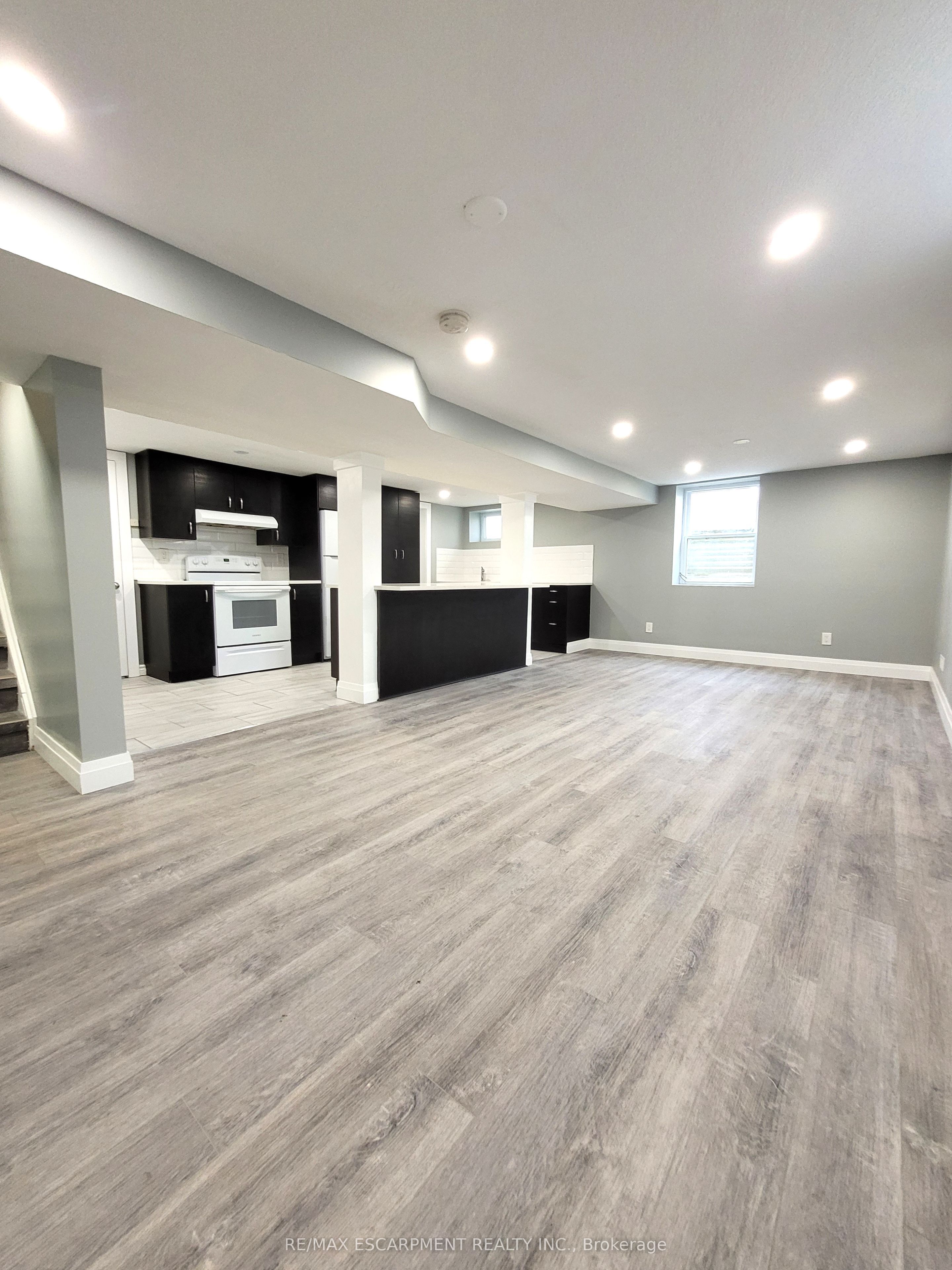 76 Glenview Avenue Lower, Cambridge, ON N1R 2W2 photo 4