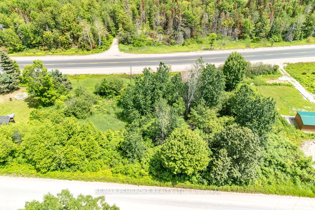 00 Lance Road, Laurentian Hills, ON K0J 1P0 photo 2