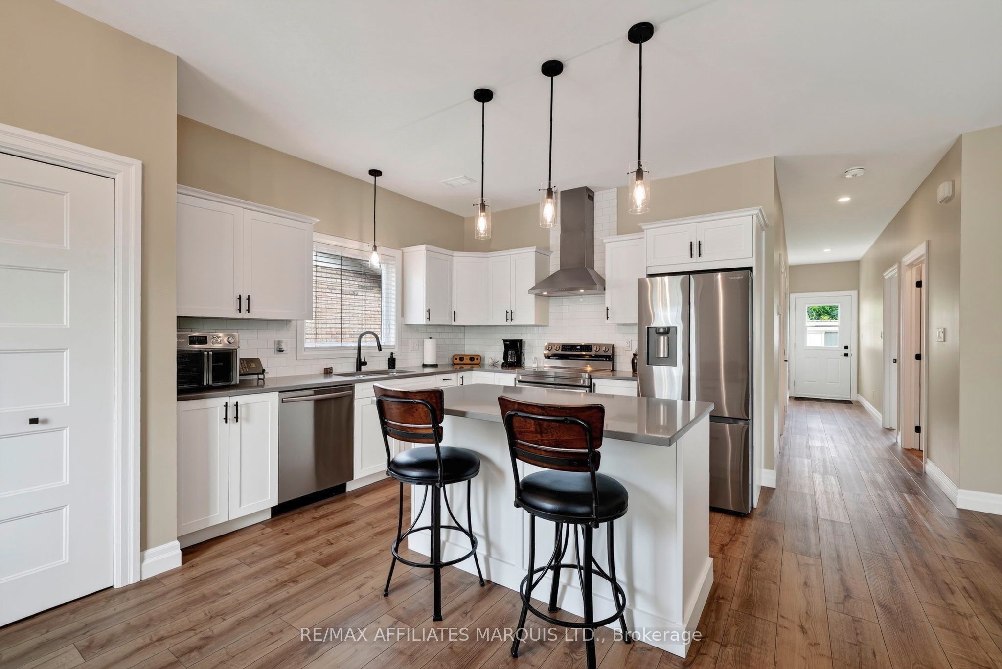 5401 Woodlands Road, South Stormont, ON K0C 1M0 photo 2