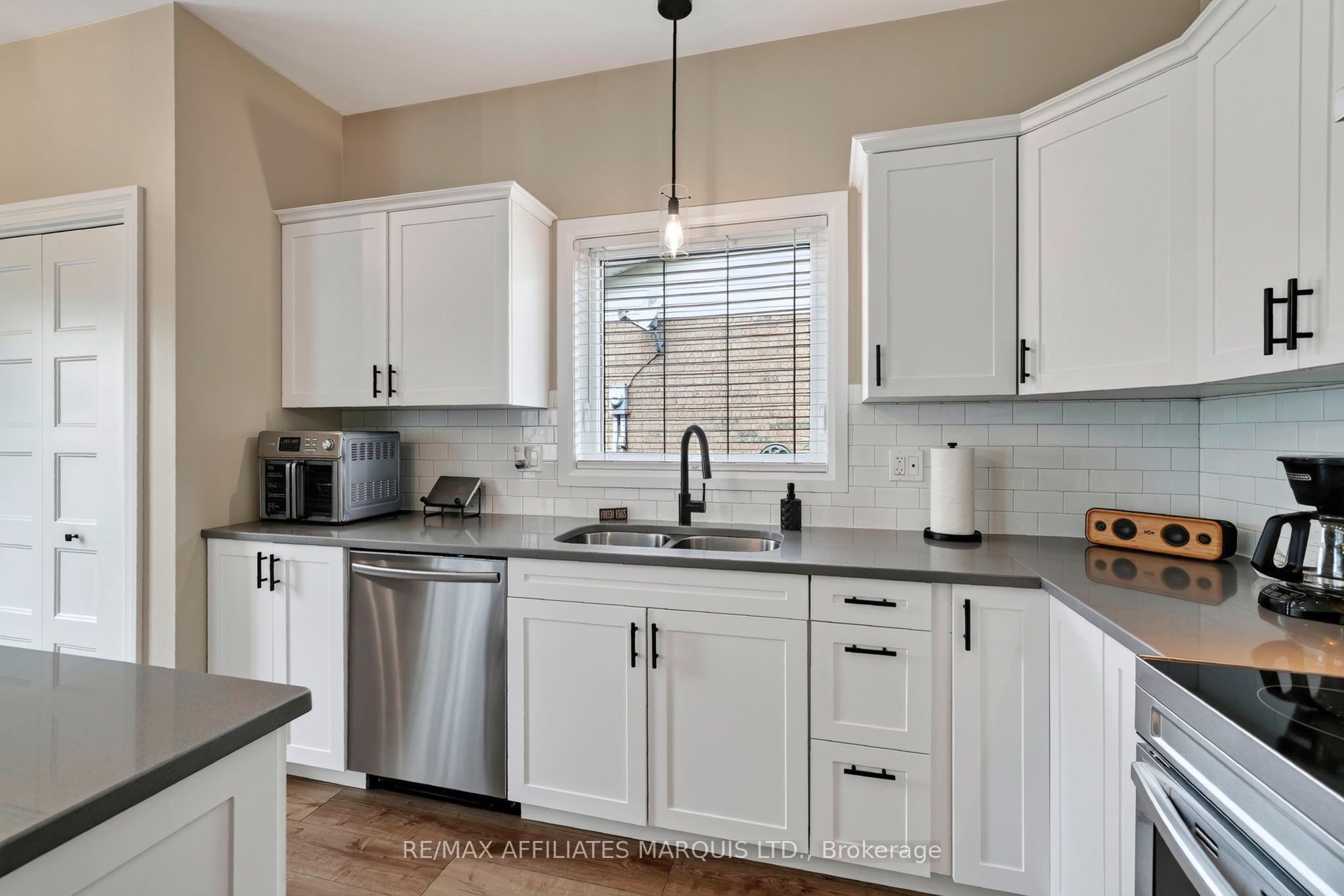 5401 Woodlands Road, South Stormont, ON K0C 1M0 photo 4