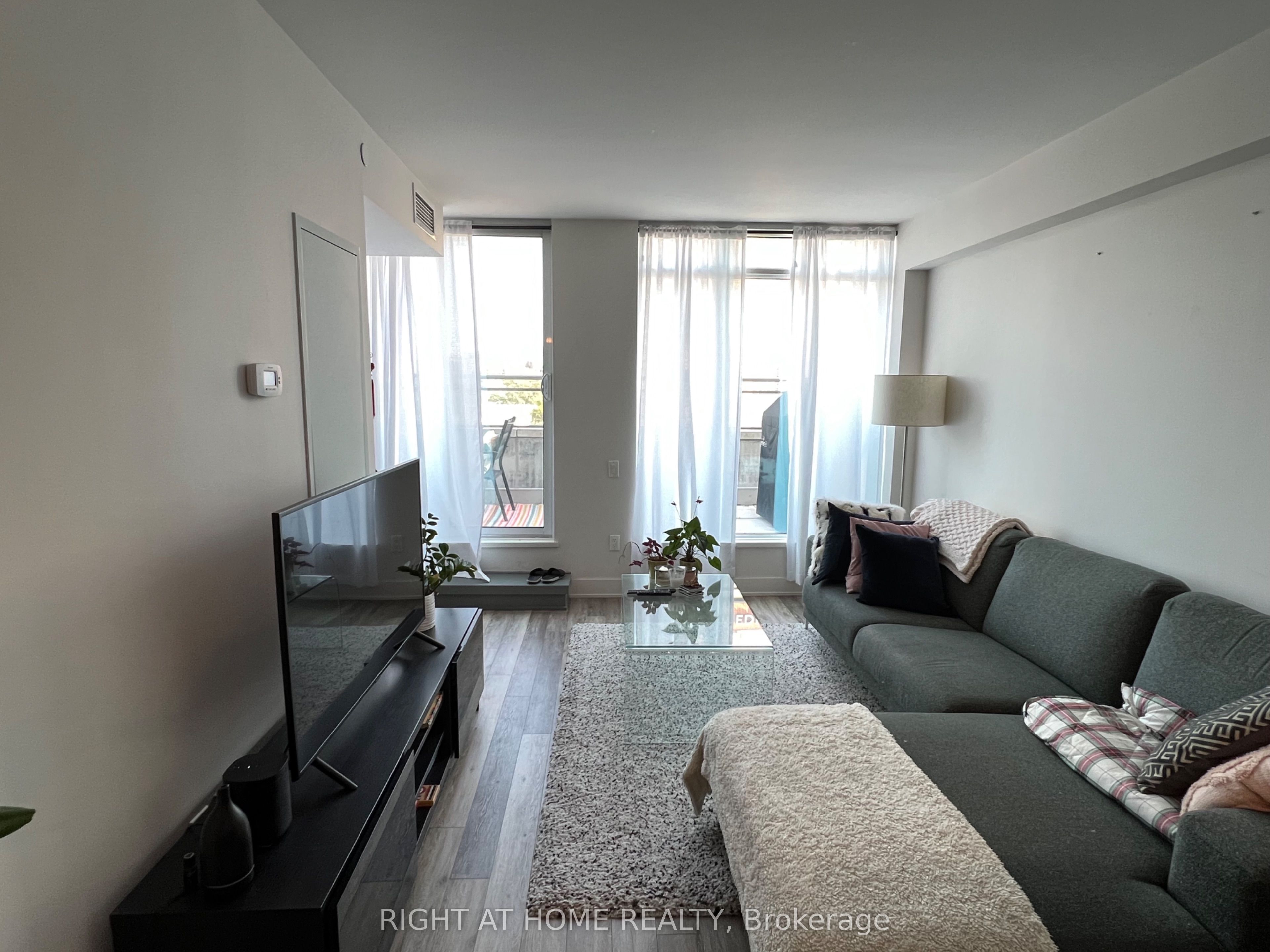 411 Mackay Street 601, New Edinburgh - Lindenlea, ON K1M 2C5 photo 4