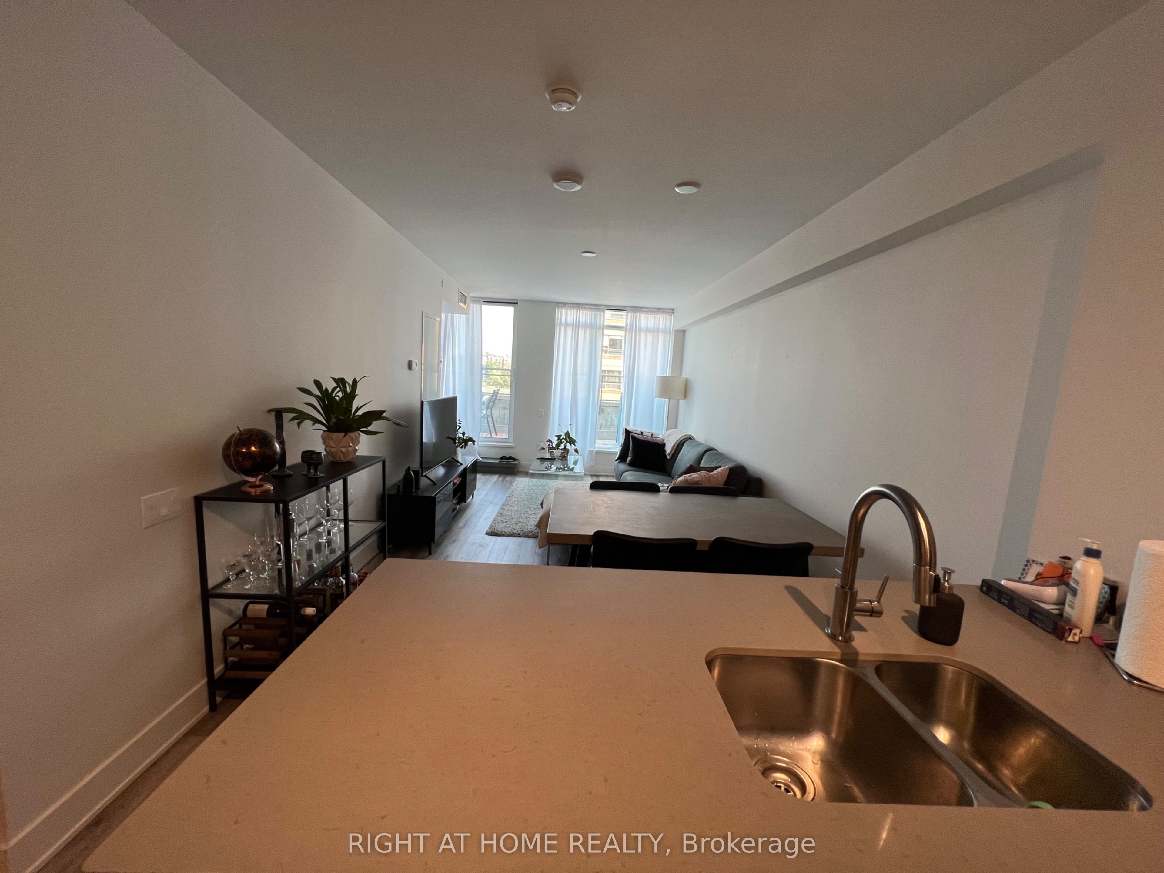 411 Mackay Street 601, New Edinburgh - Lindenlea, ON K1M 2C5 photo 5