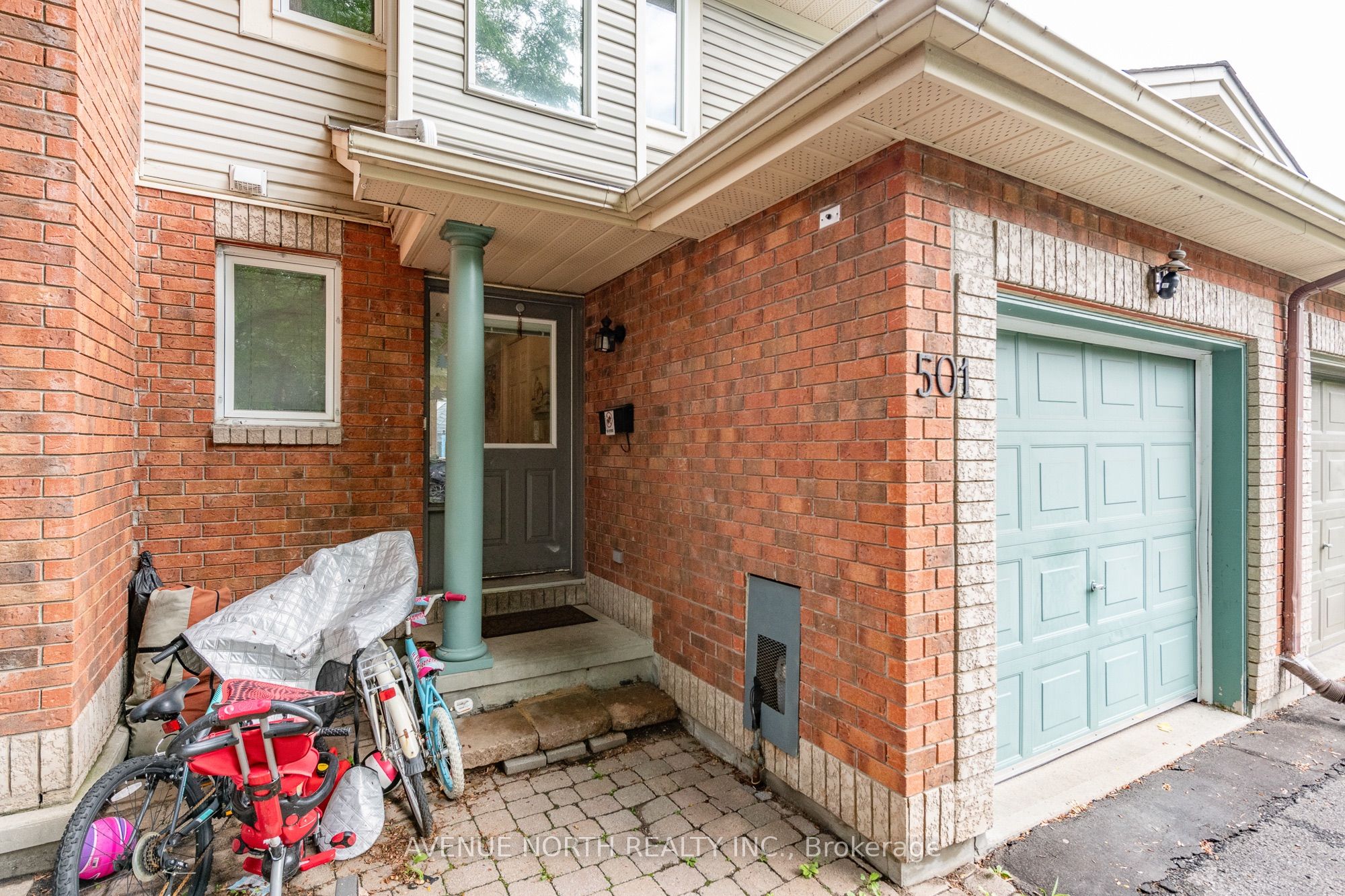 501 Lawler Crescent, Orleans - Cumberland and Area, ON K4A 3Y4 photo 2