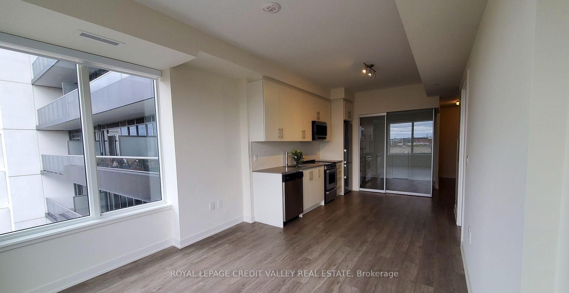 212 King Williams Street 720, Hamilton, ON L8R 0A7 photo 4