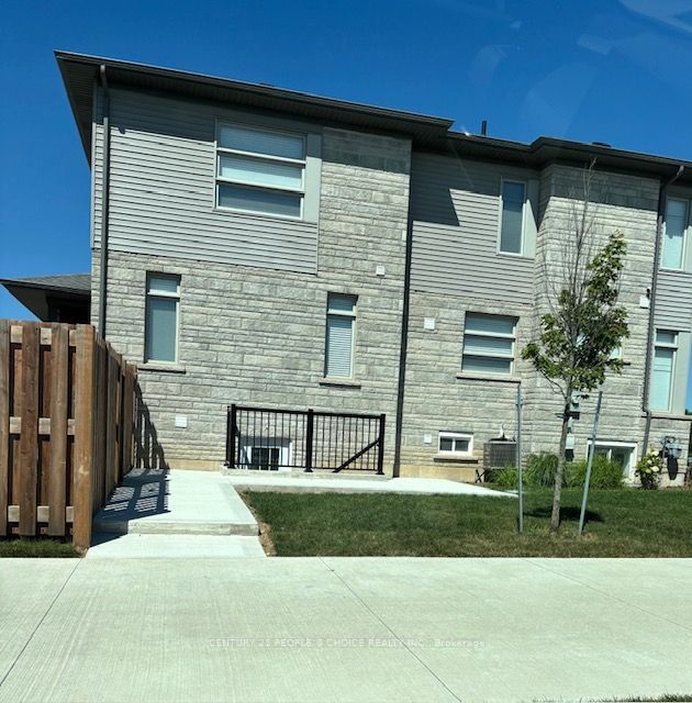 72 Summersides Boulevard BSMNT, Pelham, ON L0S 1E6 photo 2