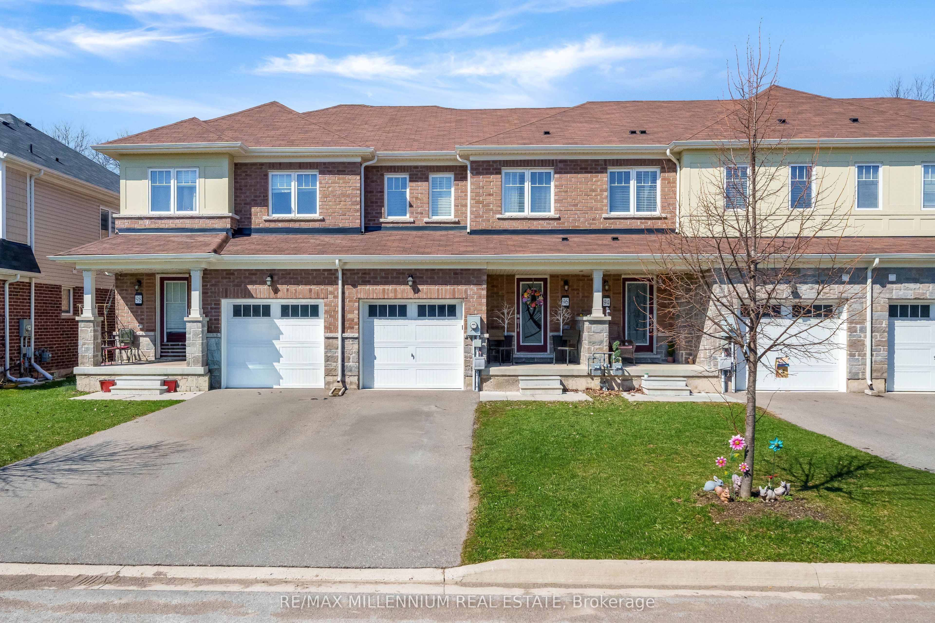 96 Esther Crescent S, Thorold, ON L3B 0G3