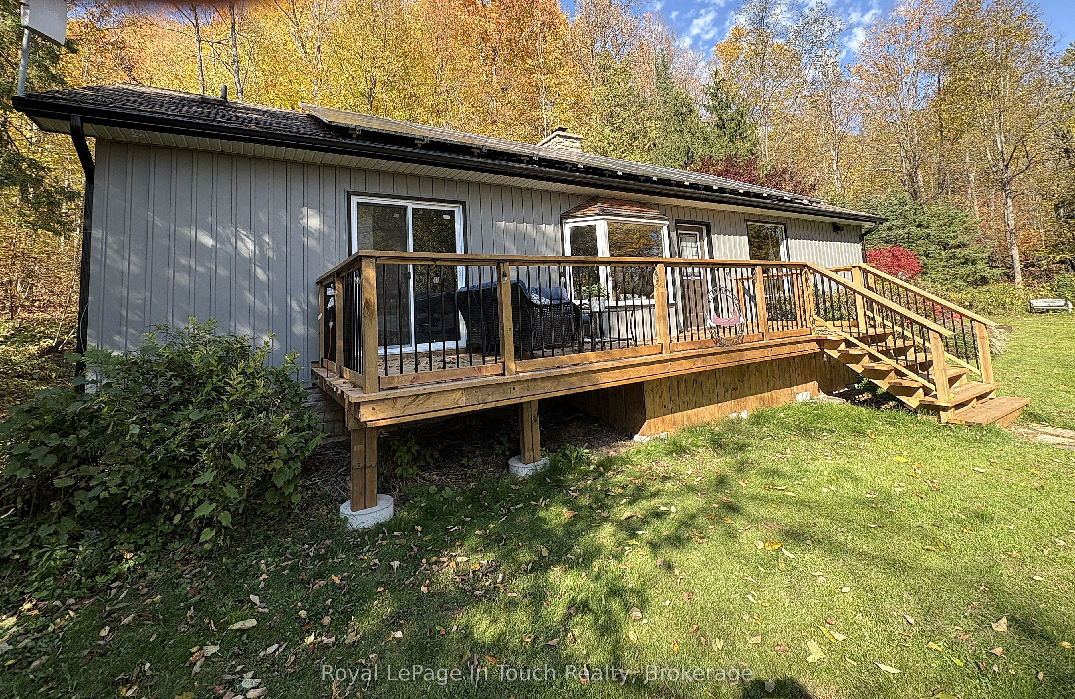 18 Shady Glen Lane, Mono, ON L9W 6G9