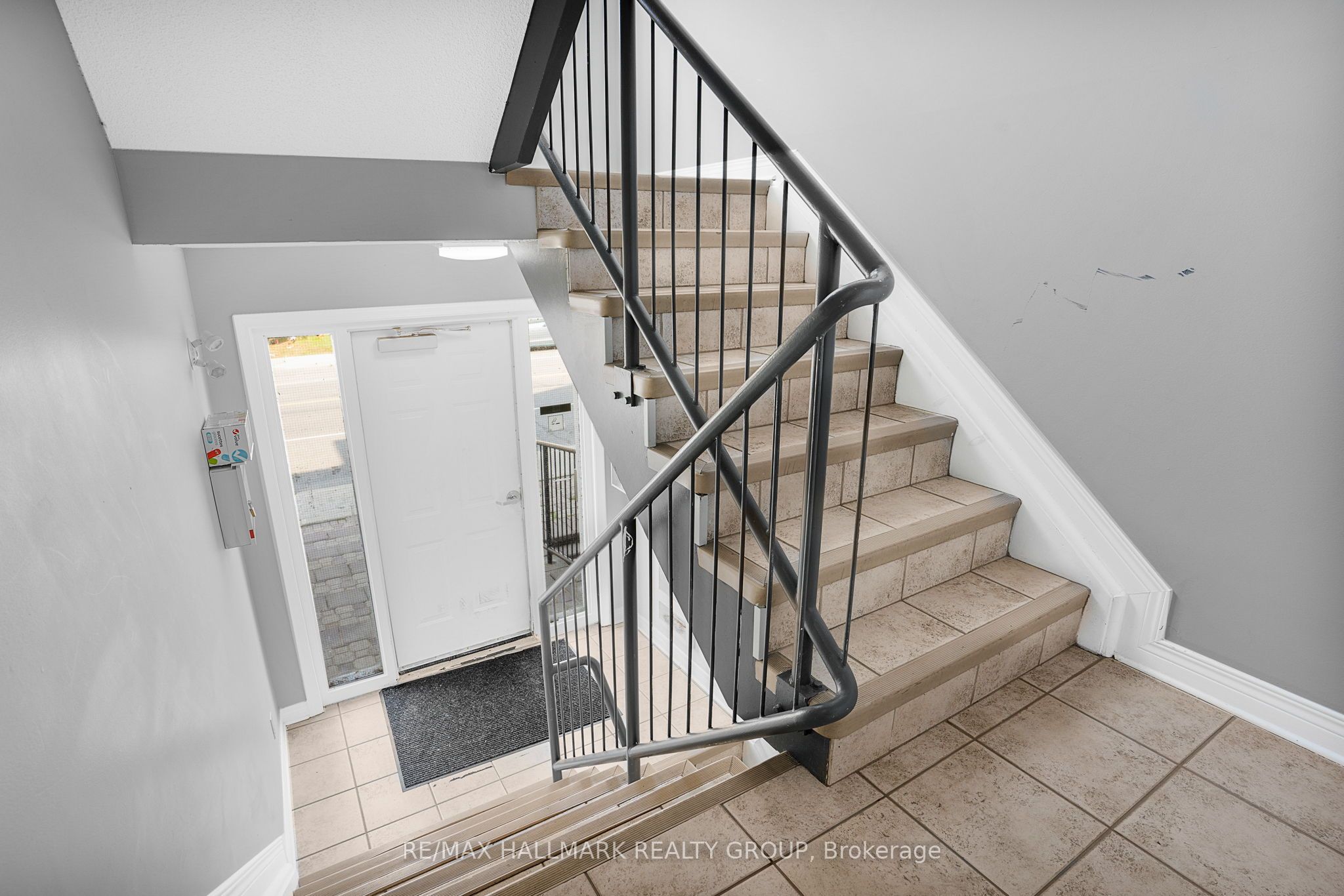 1005 LAURIER Street 302, Clarence-Rockland, ON K4K 1T7 photo 4