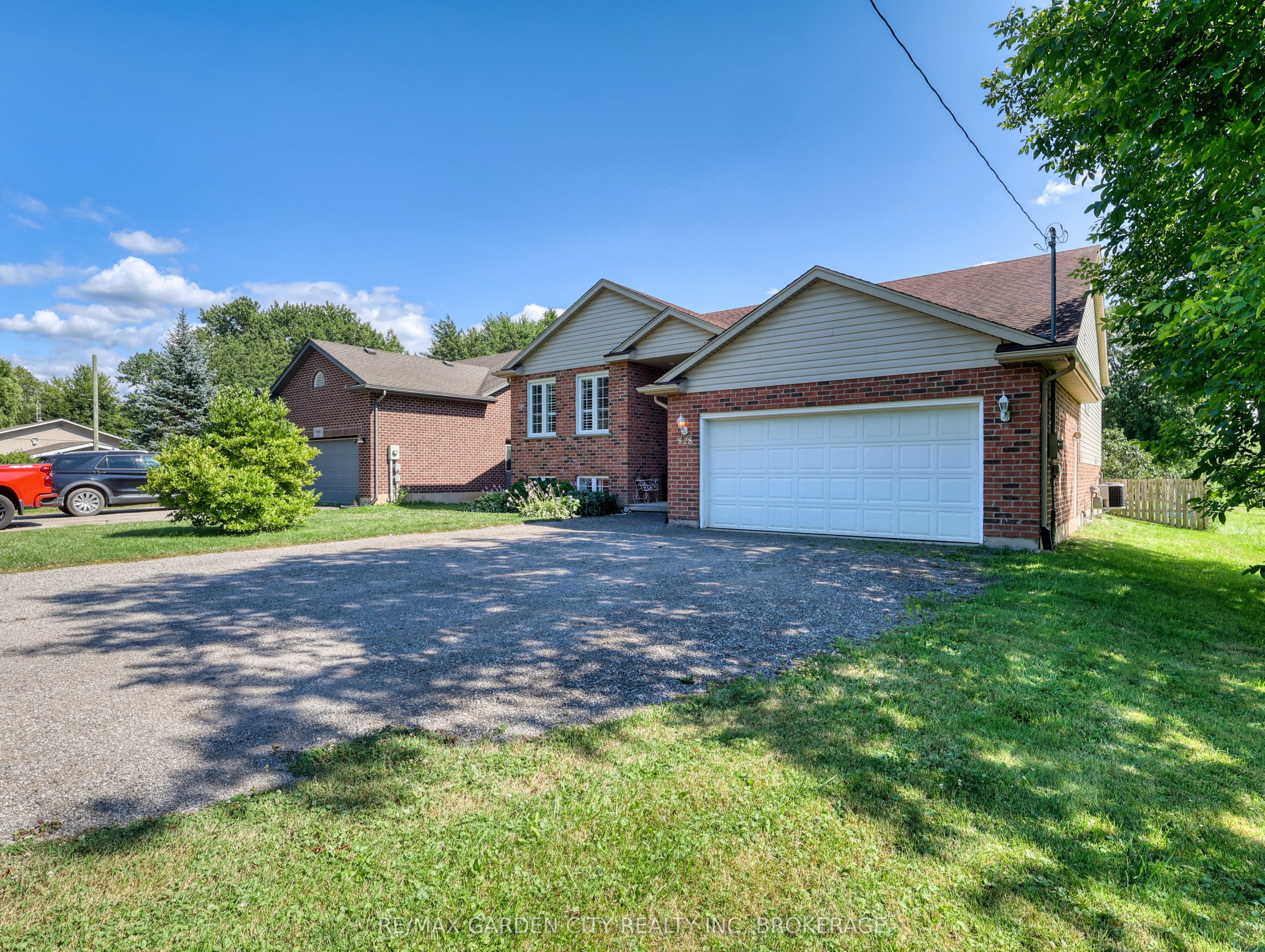 828 Foss Road, Pelham, ON L0S 1C0 photo 3