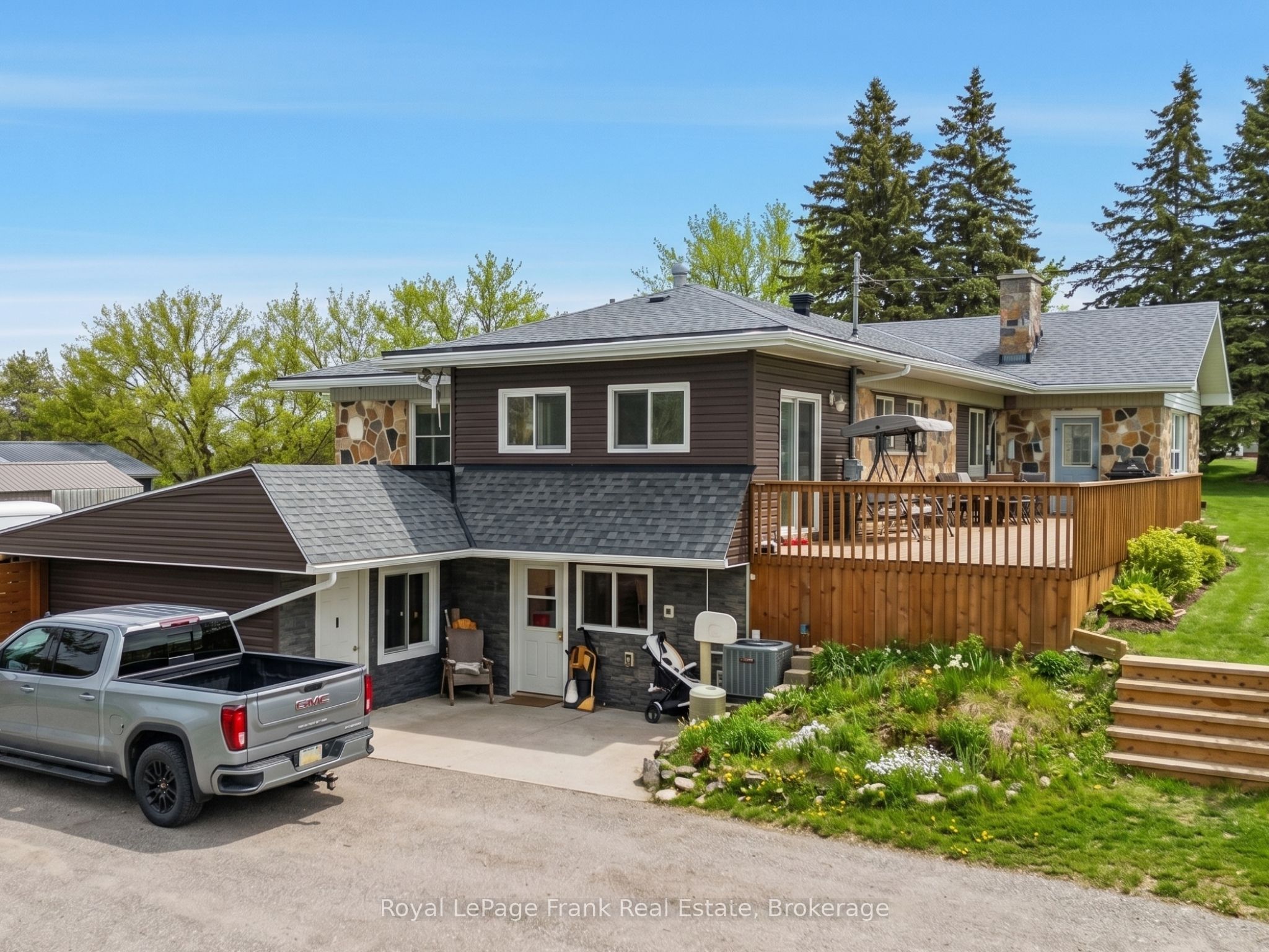 241 Bellevue Drive, Quinte West, ON K8N 4Z5 photo 2